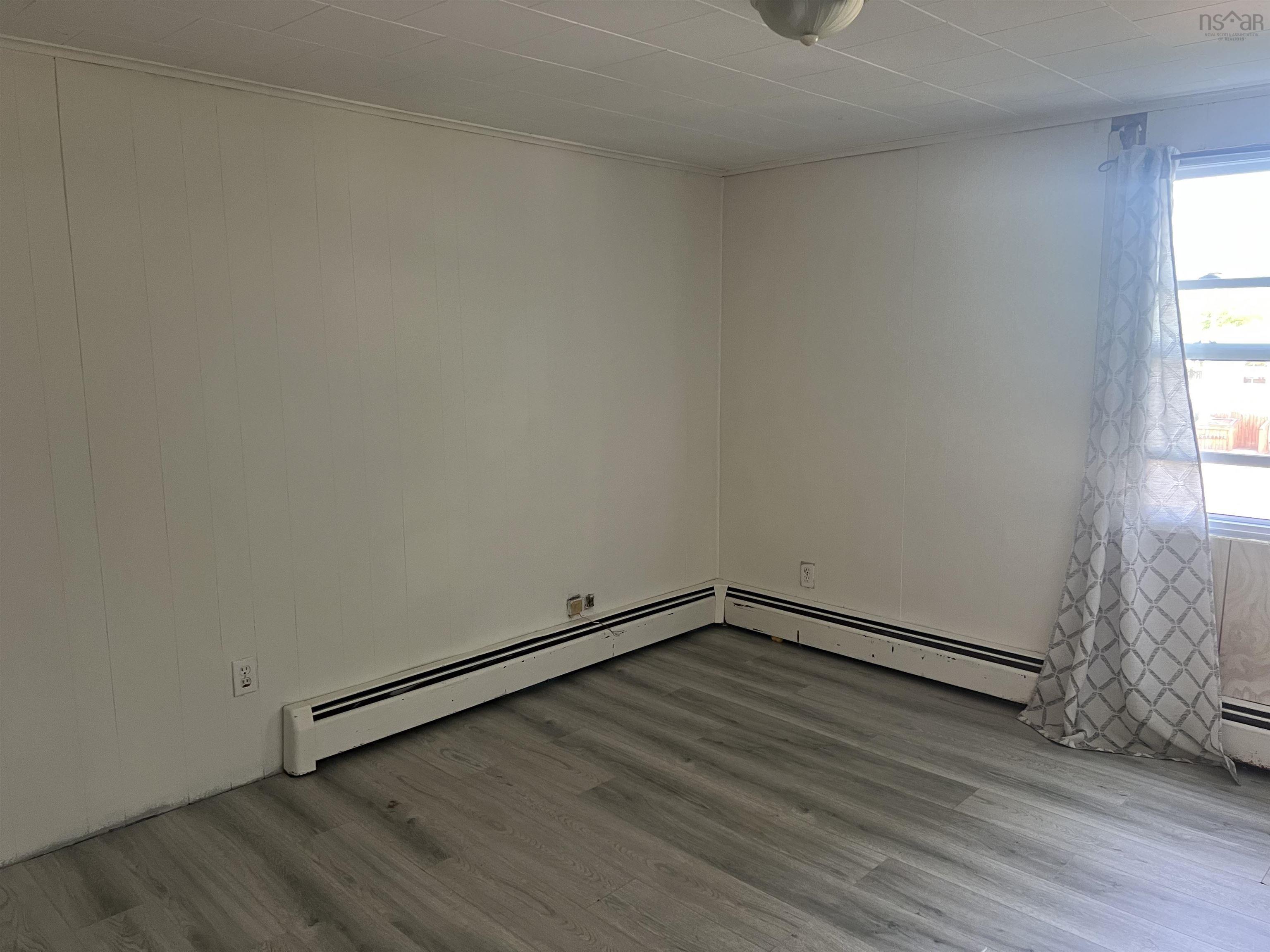 $169,400.00: 41 Coll Avenue, Stellarton