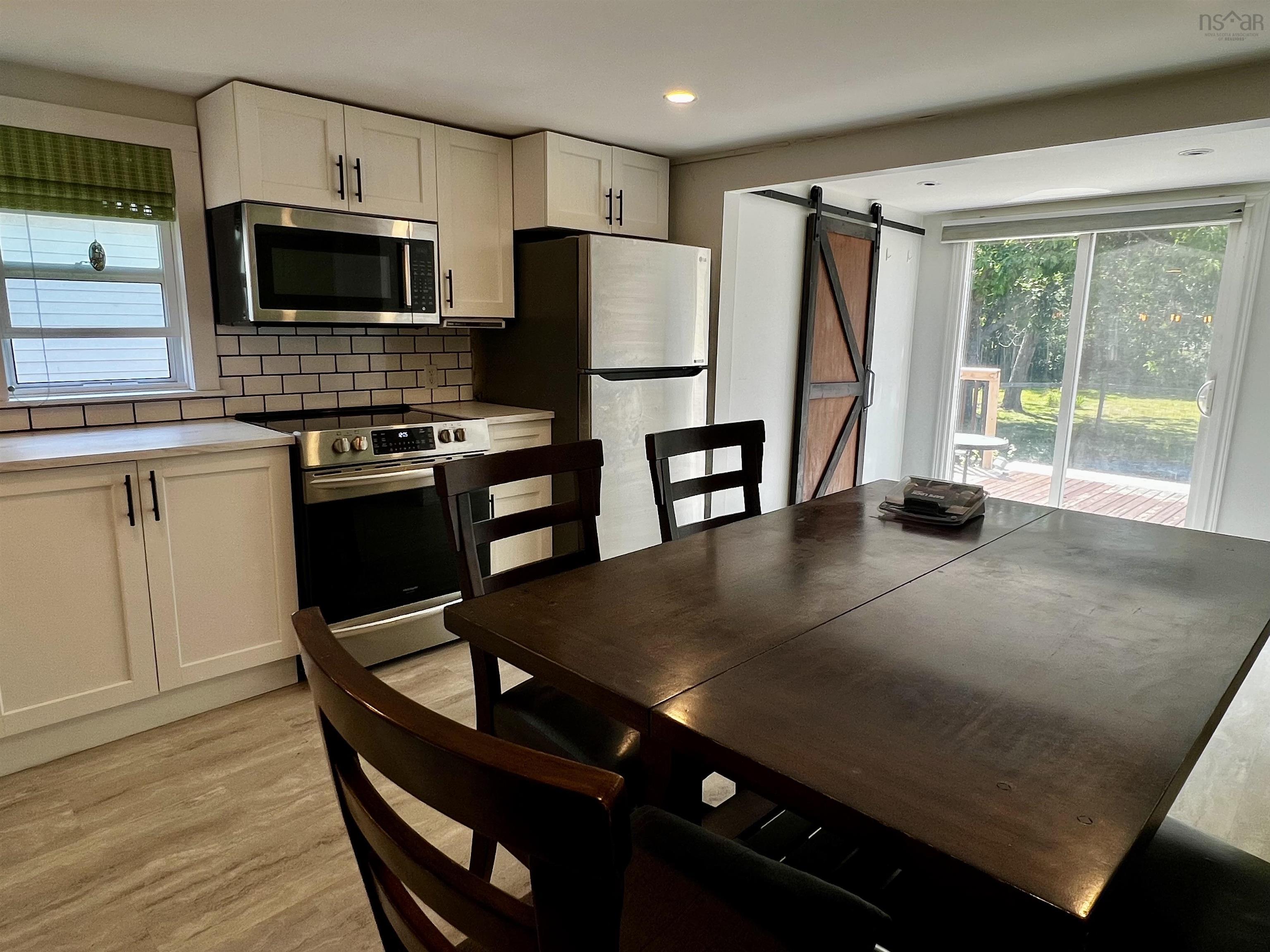 $169,400.00: 41 Coll Avenue, Stellarton