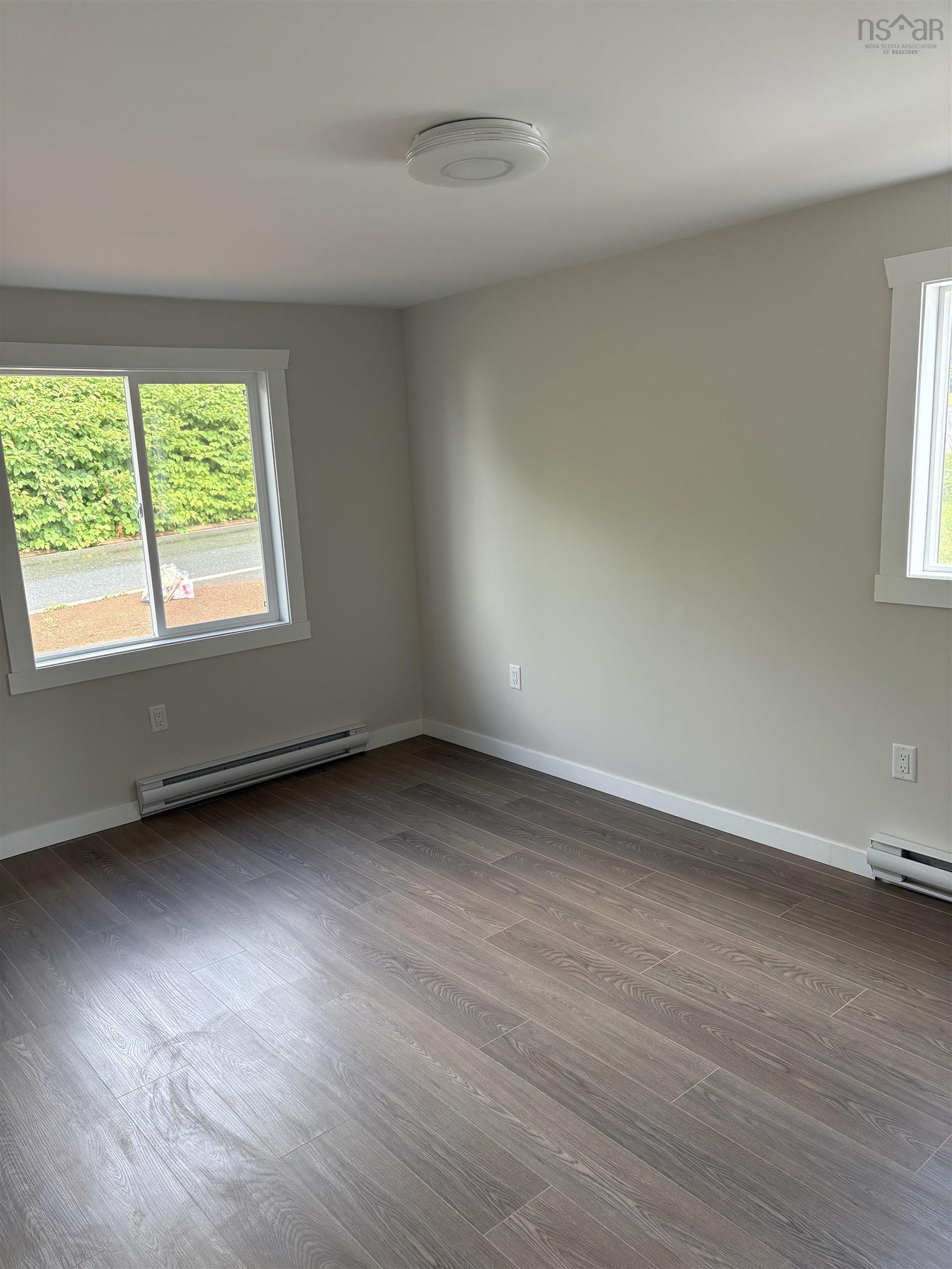 $225,000.00: 33 Mechanic Street, Springhill