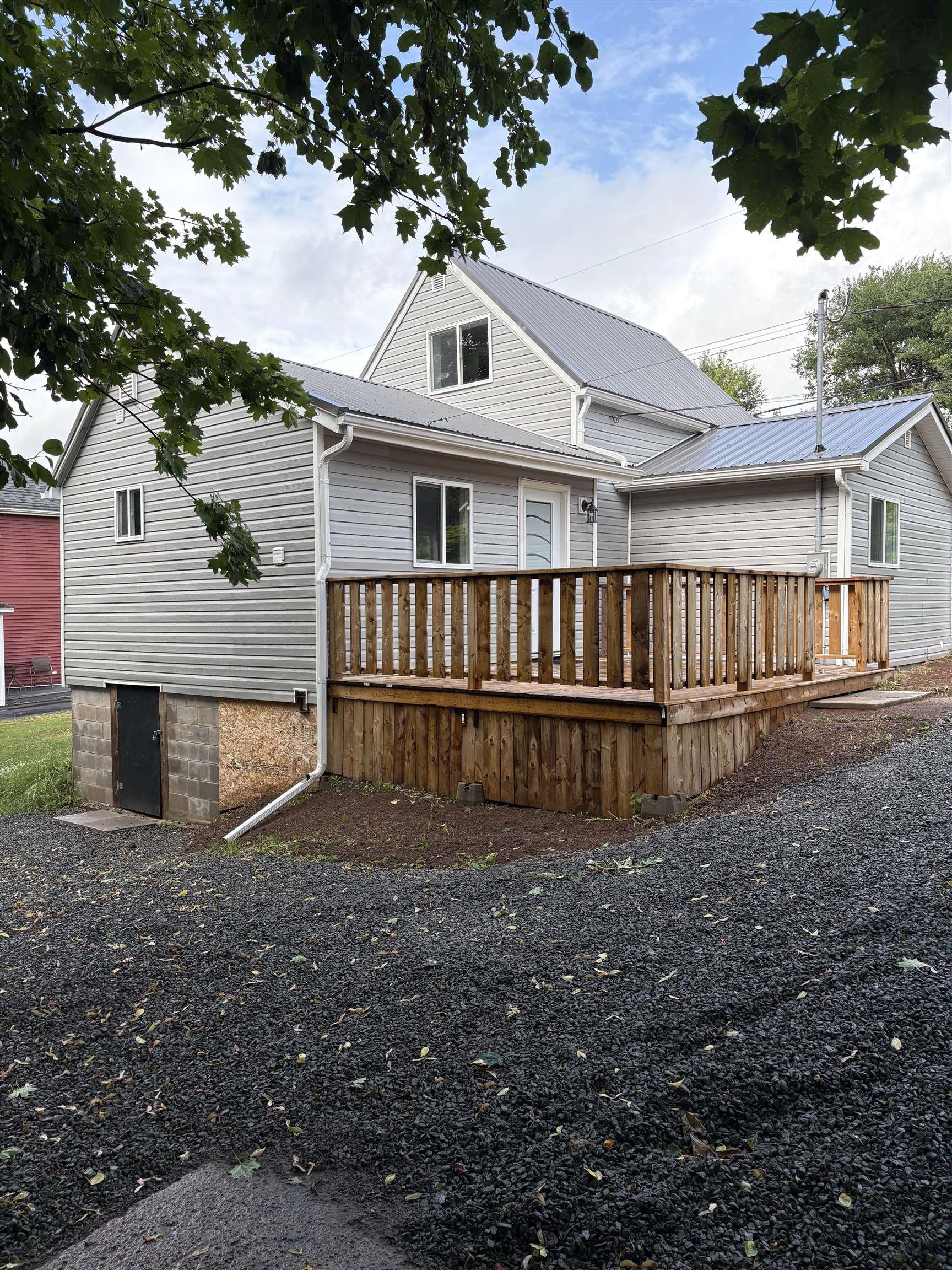 $225,000.00: 33 Mechanic Street, Springhill