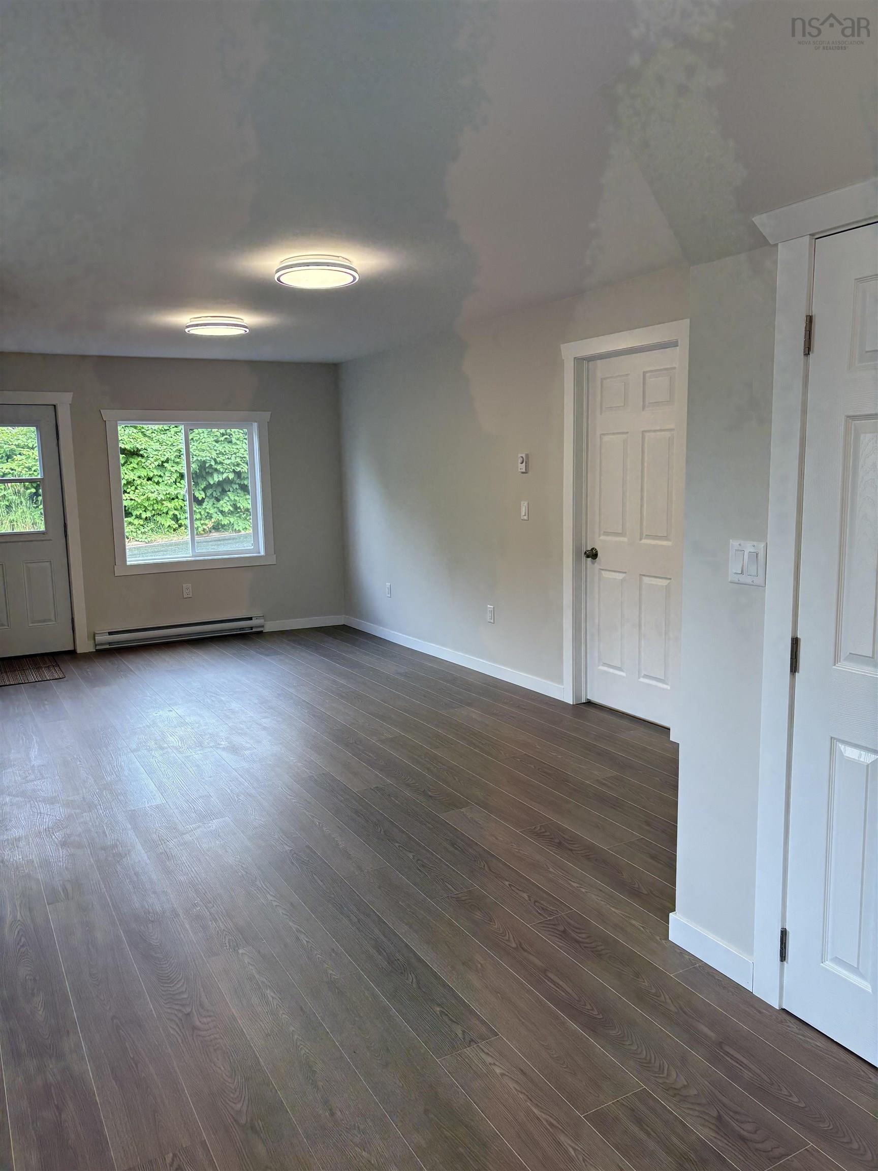 $225,000.00: 33 Mechanic Street, Springhill