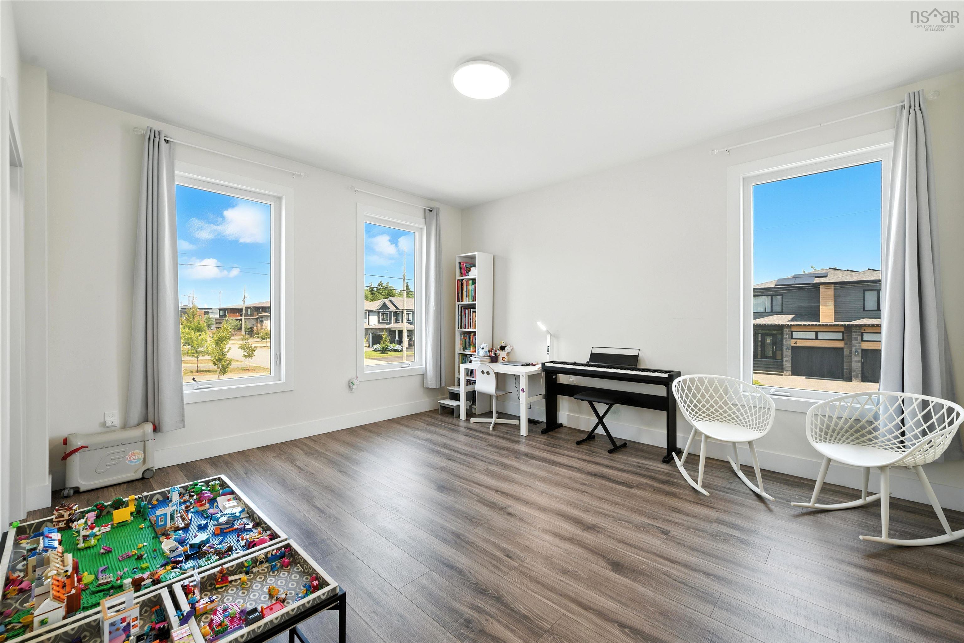 $1,158,800.00: 139 Elizabeth Doane Drive, Bedford