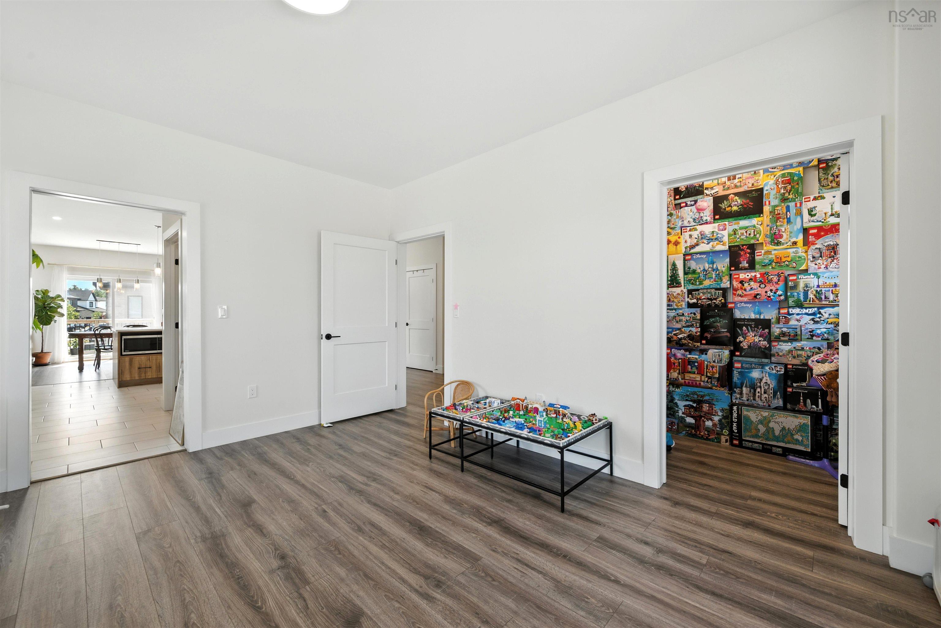 $1,158,800.00: 139 Elizabeth Doane Drive, Bedford