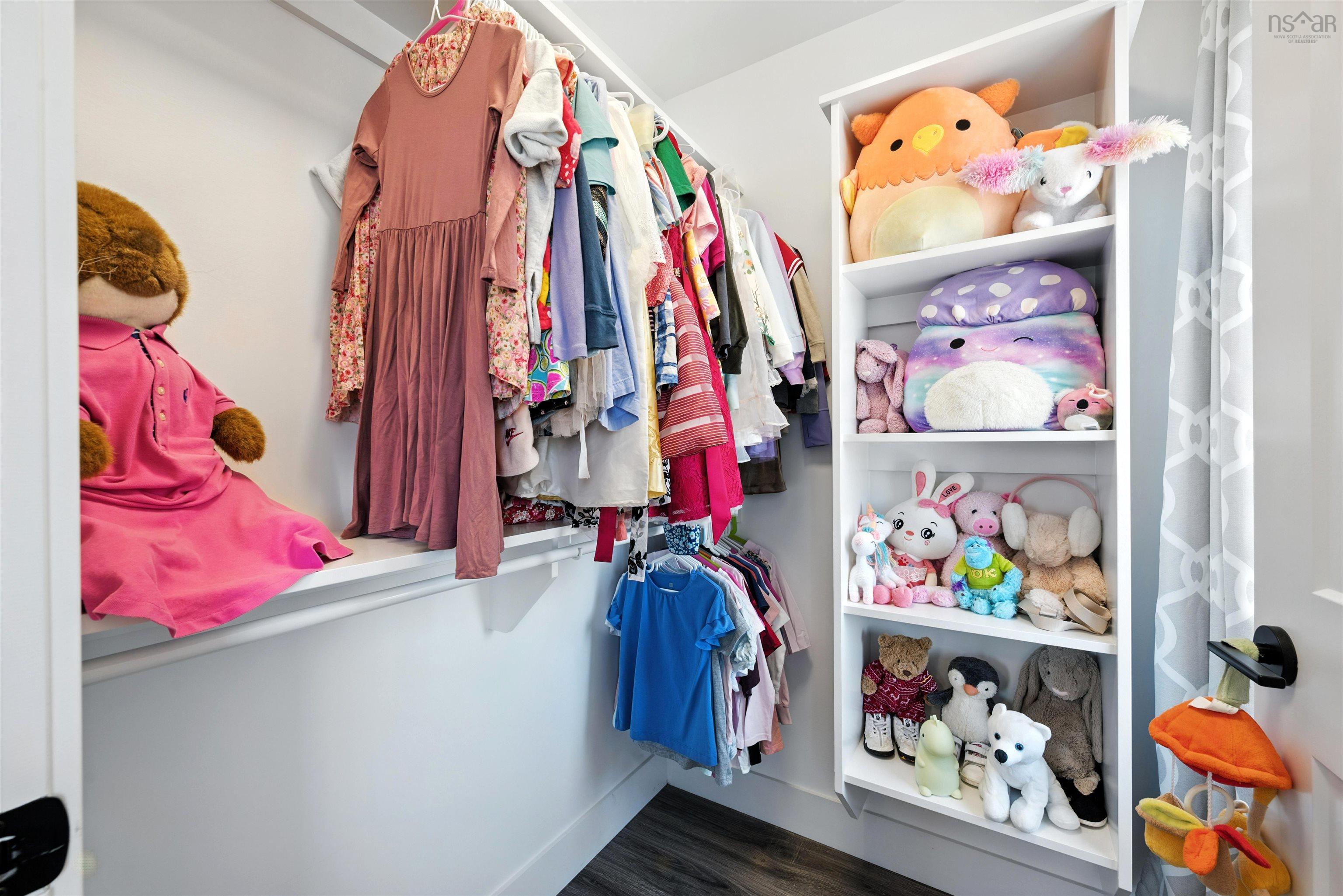 $1,158,800.00: 139 Elizabeth Doane Drive, Bedford