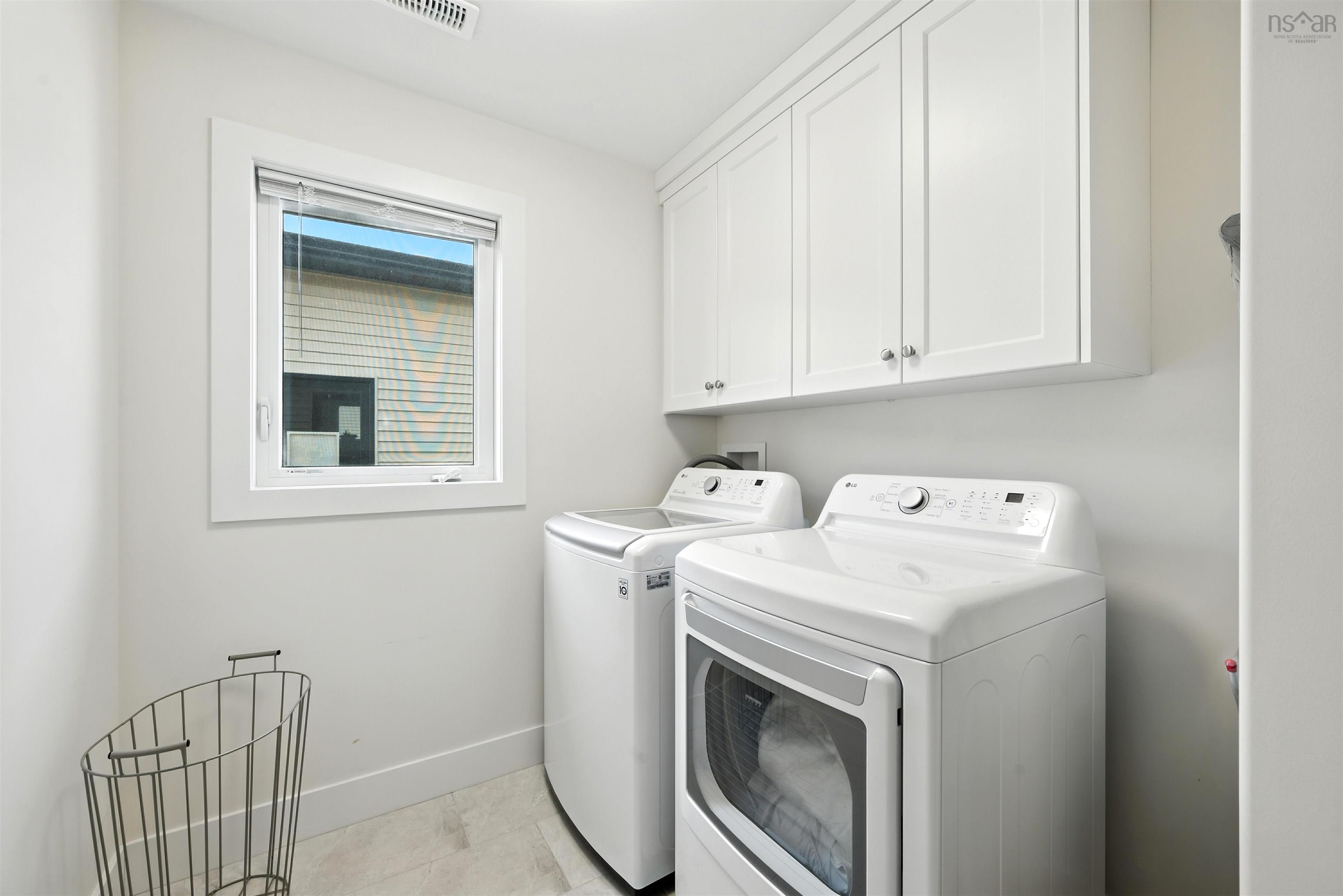 $1,158,800.00: 139 Elizabeth Doane Drive, Bedford