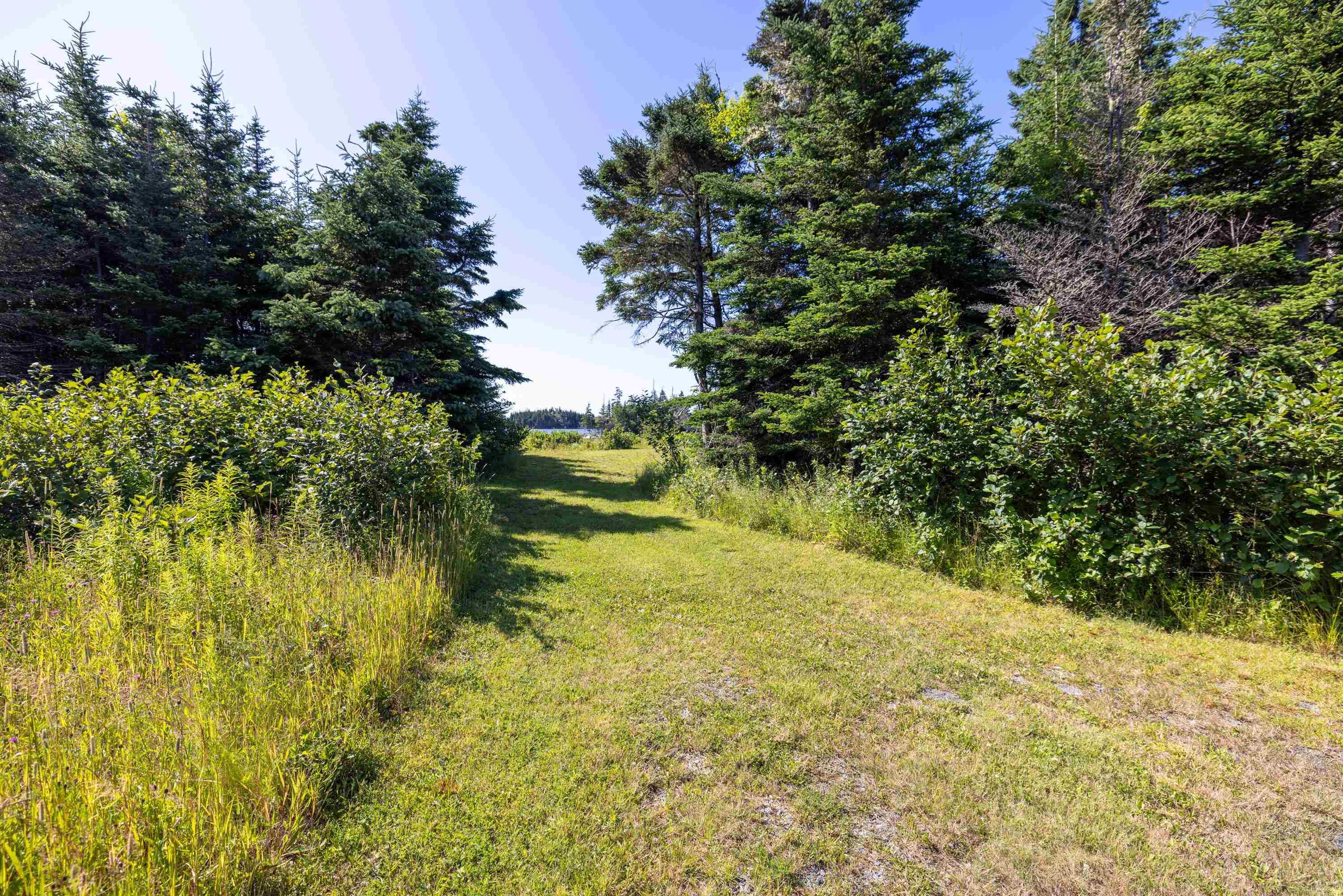 $489,900.00: 1916 Ostrea Lake Road, Ostrea Lake