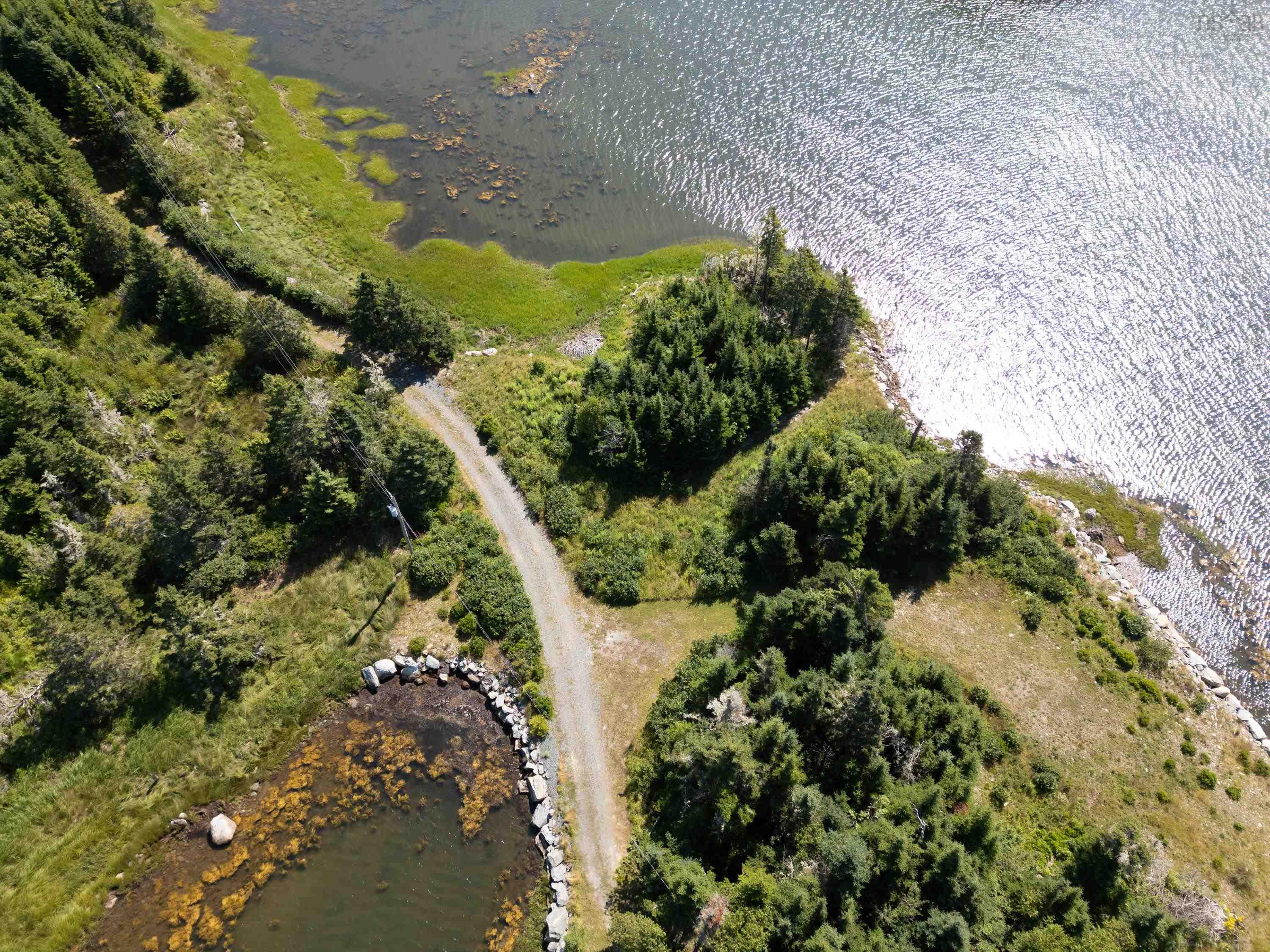 $489,900.00: 1916 Ostrea Lake Road, Ostrea Lake