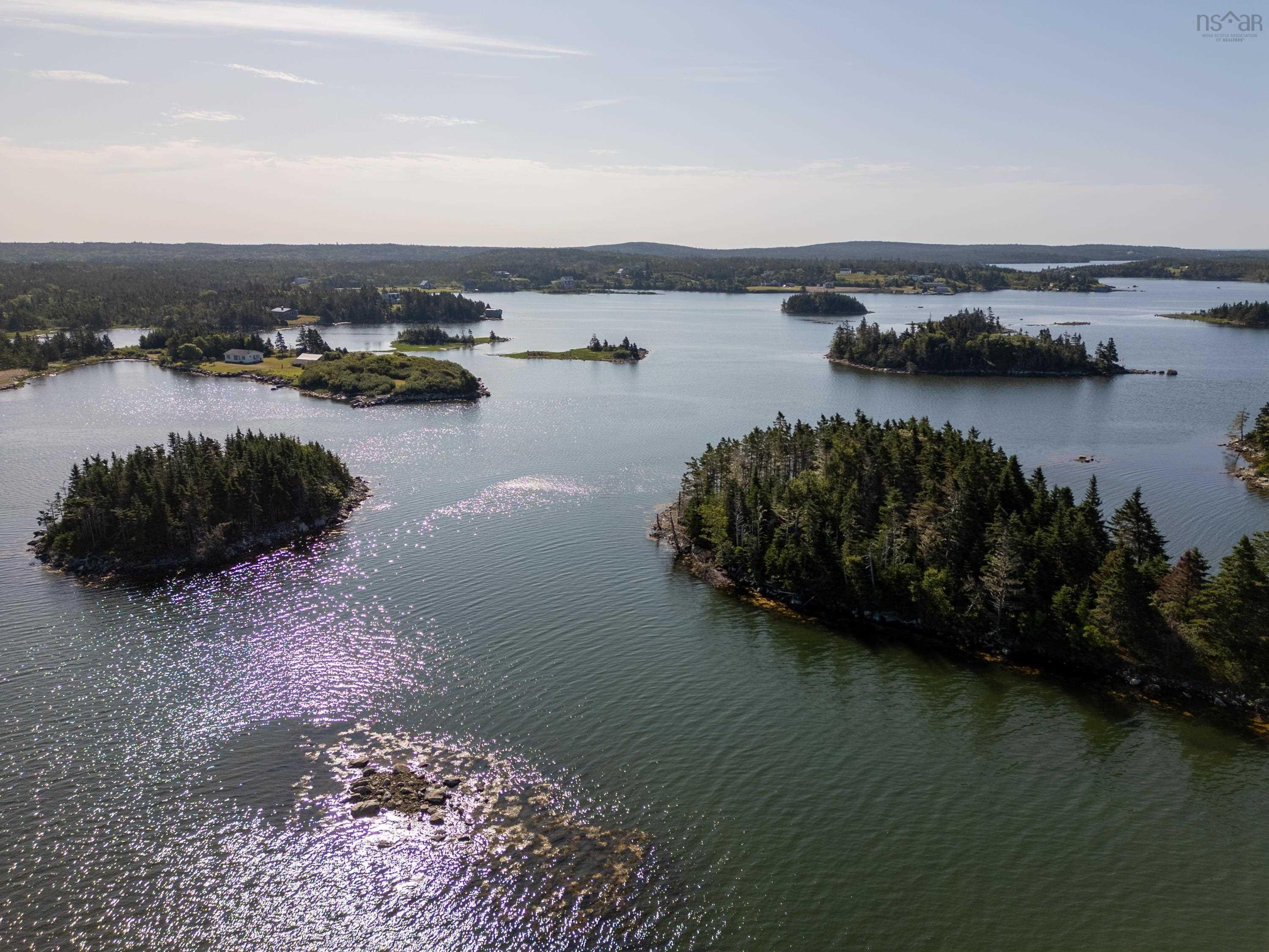 $489,900.00: 1916 Ostrea Lake Road, Ostrea Lake