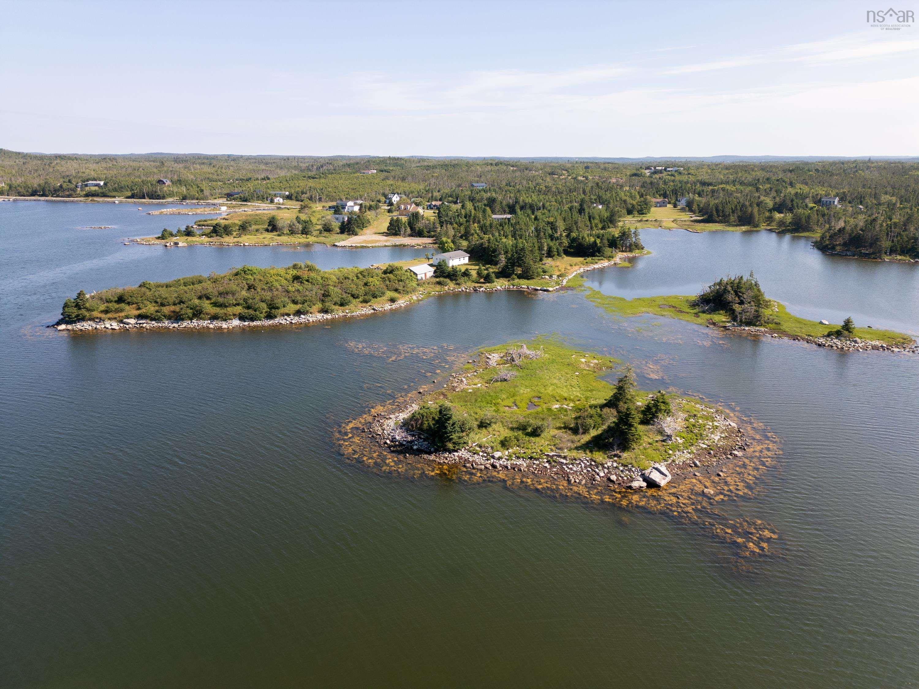 $489,900.00: 1916 Ostrea Lake Road, Ostrea Lake