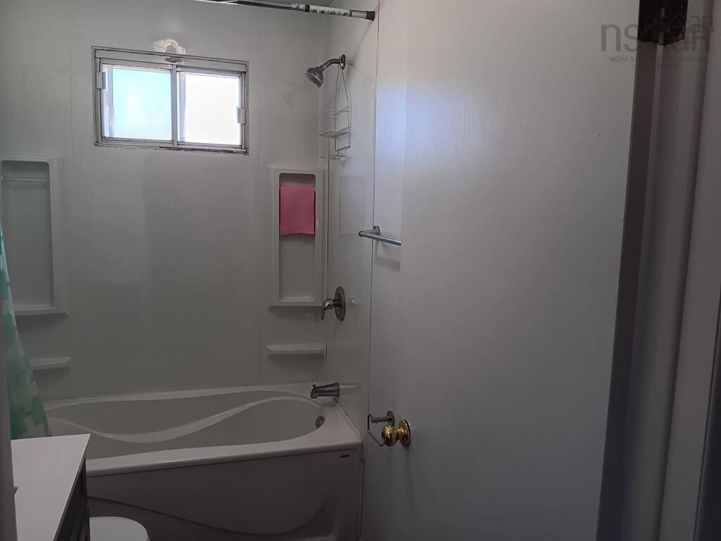 6 Jackson Road, Dartmouth, NS (MLS 202519011)