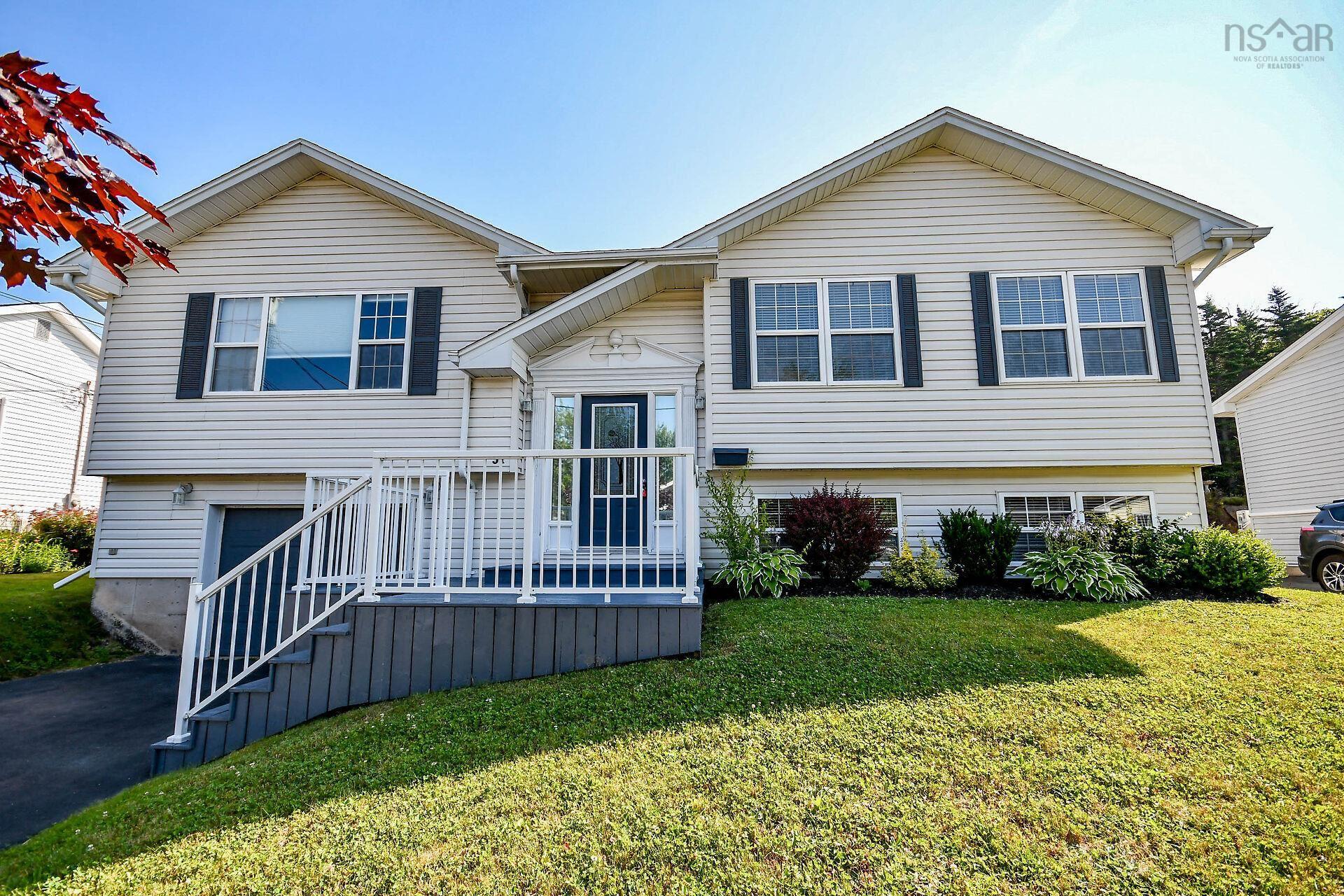 31 Barry Crescent, Herring Cove, NS (MLS® 202519013)