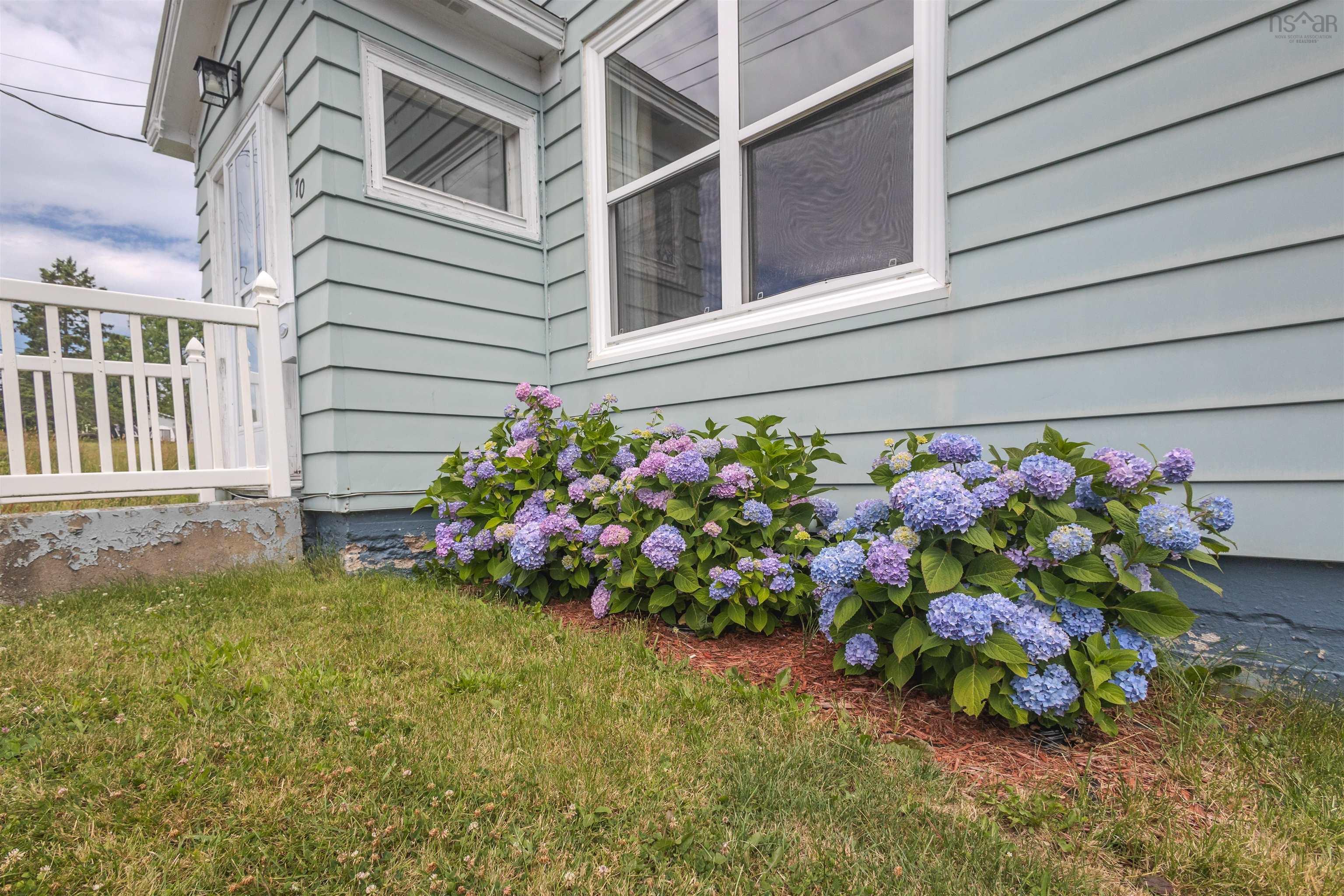 $239,000.00: 70 Murphy Road, Westmount