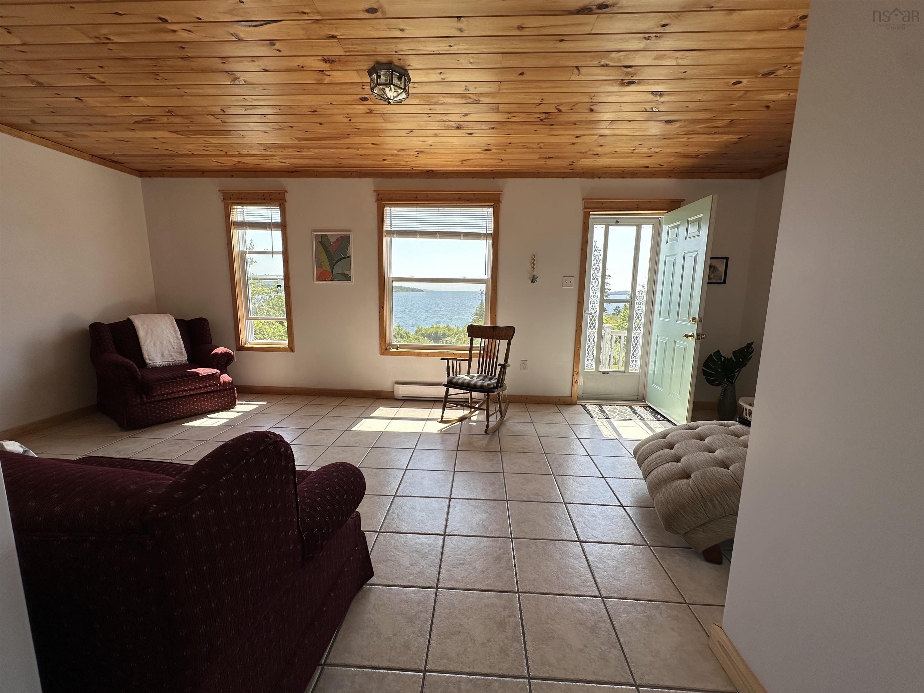 $279,900.00: 19118 Highway 7, Spry Harbour