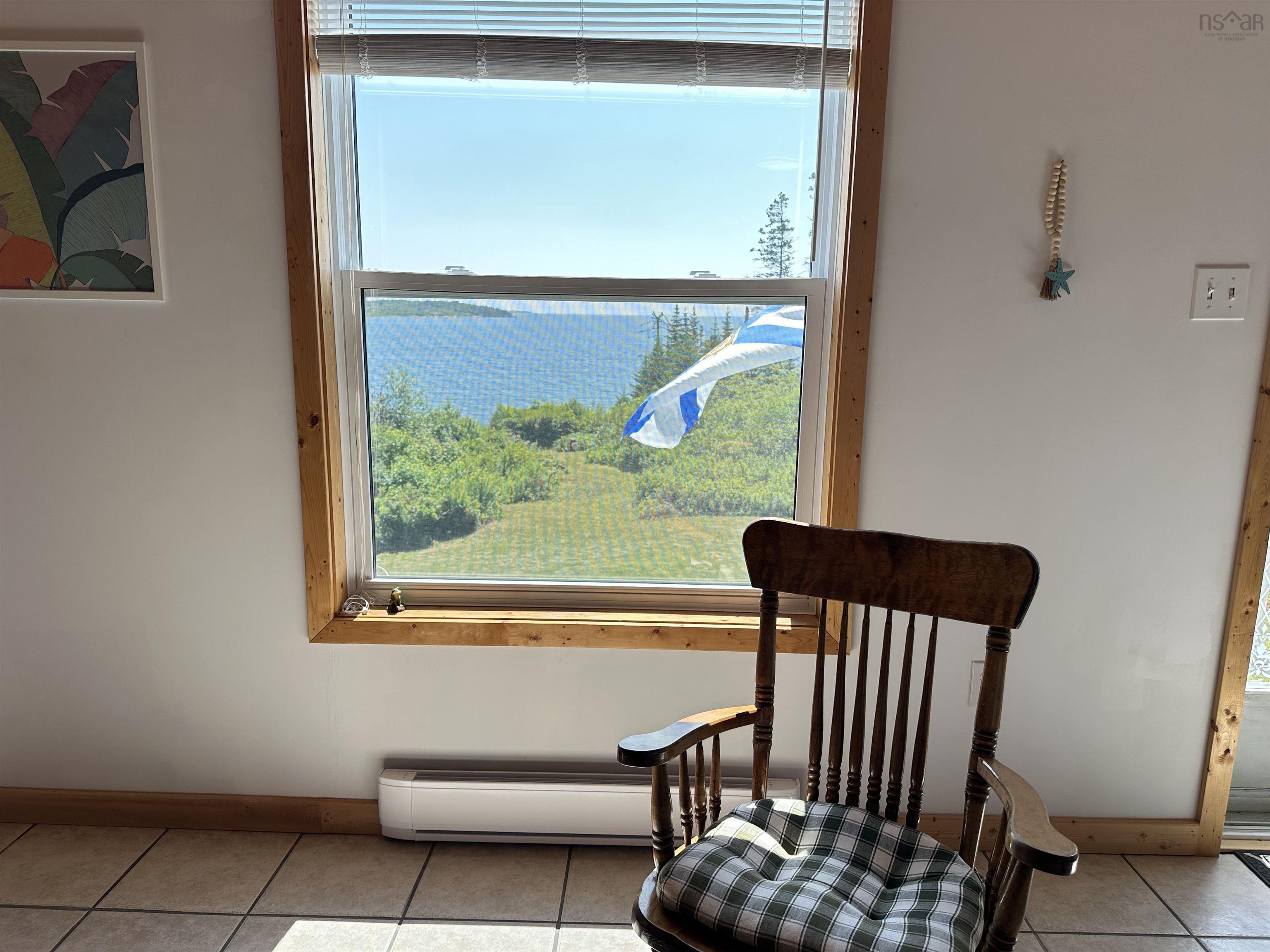 $279,900.00: 19118 Highway 7, Spry Harbour