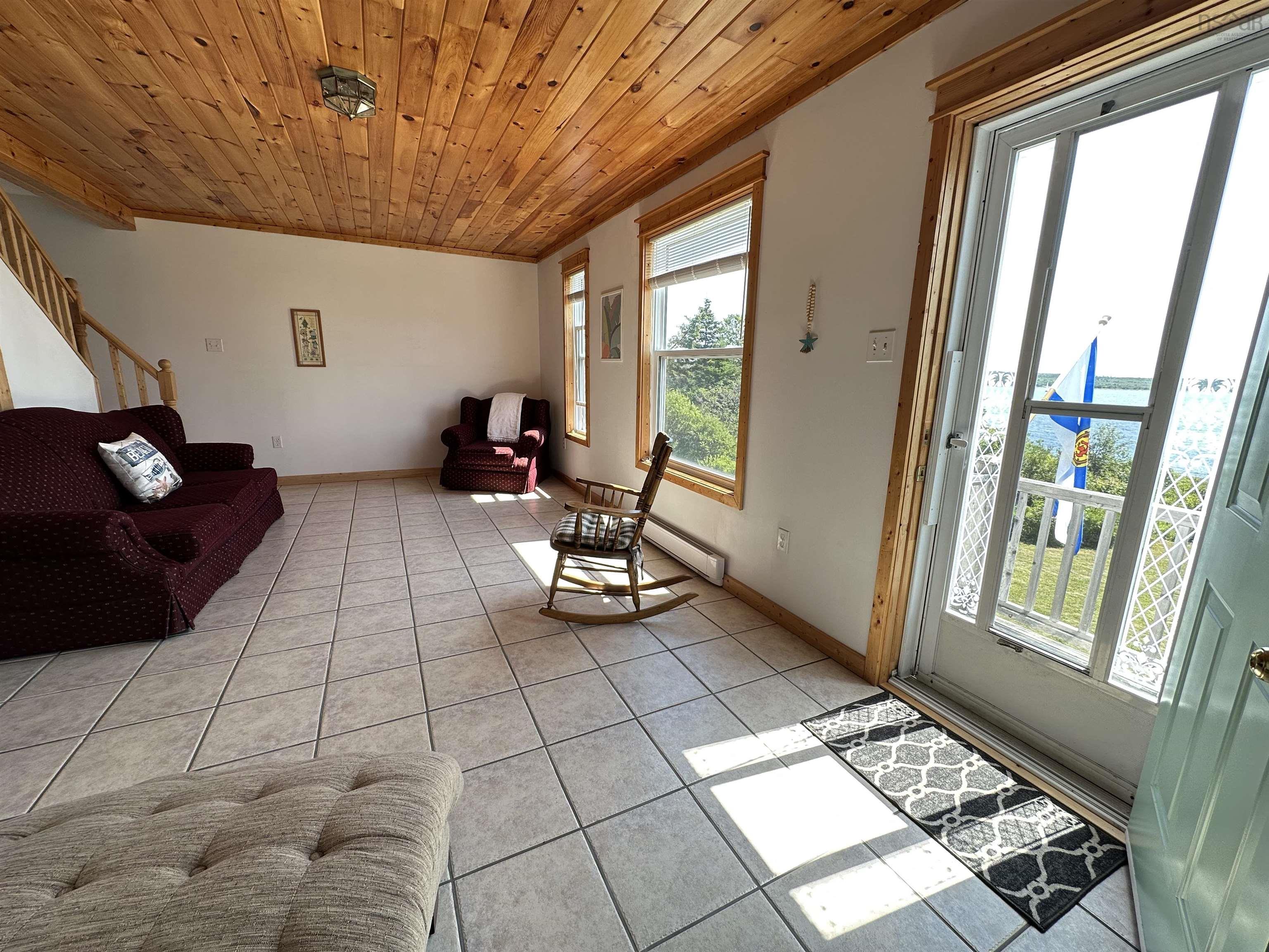 $279,900.00: 19118 Highway 7, Spry Harbour