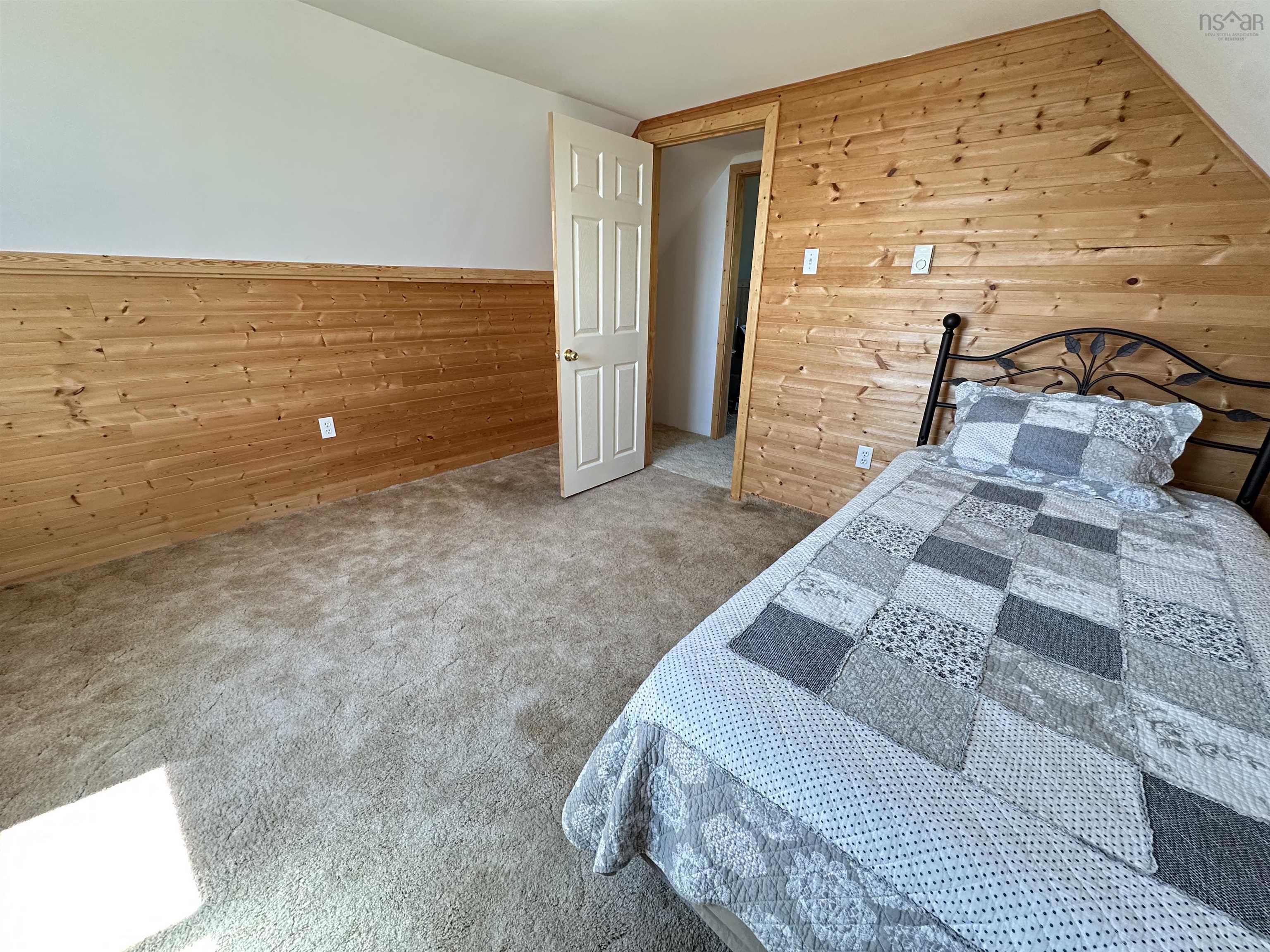 $279,900.00: 19118 Highway 7, Spry Harbour