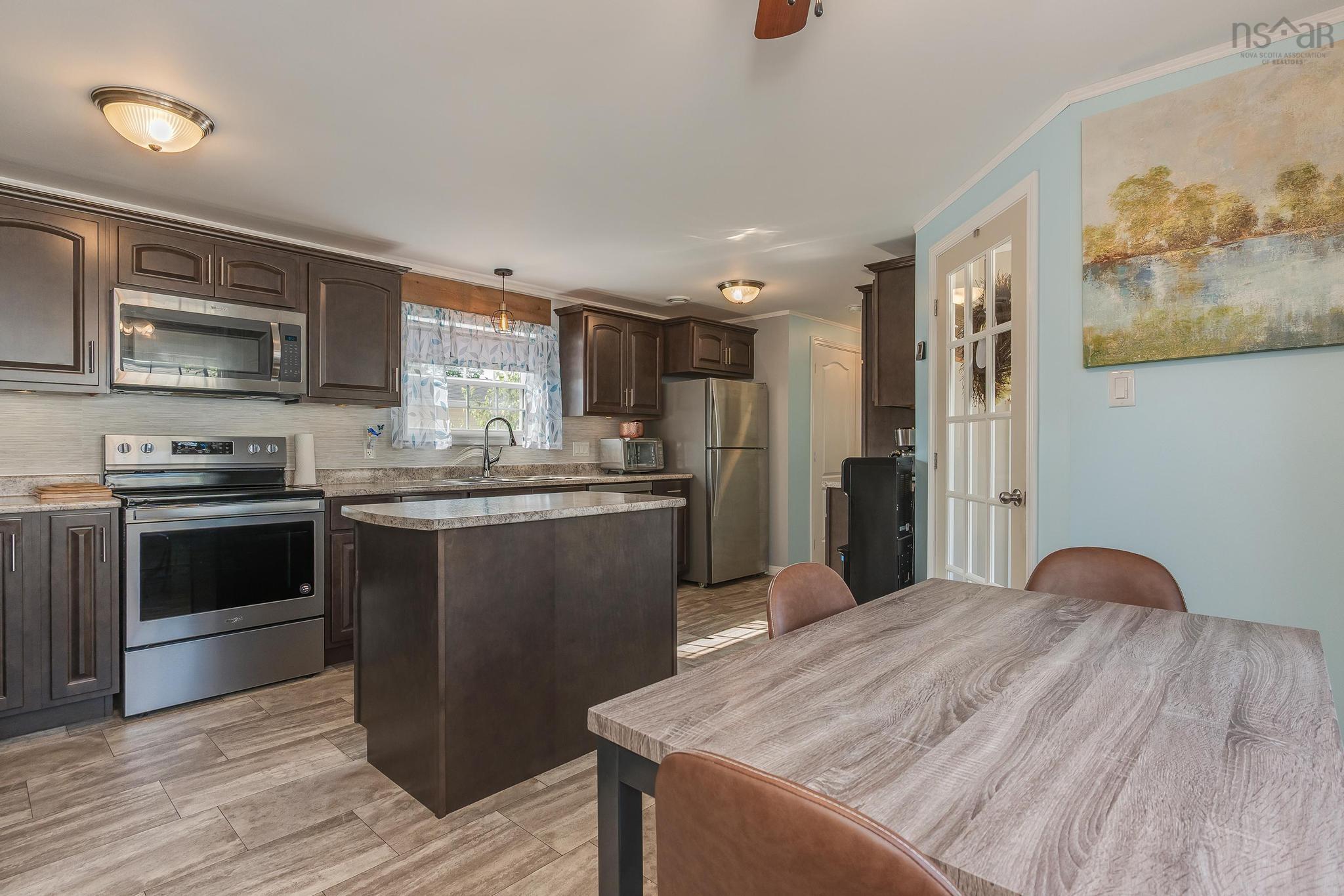 $376,500.00: 32 Second Street, Lucasville