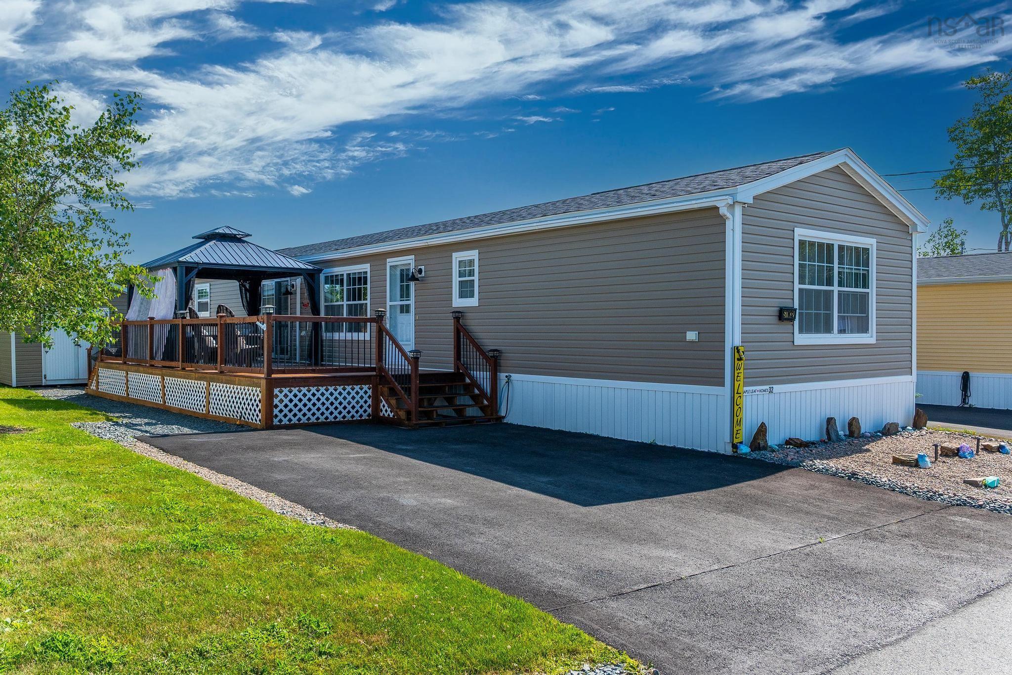 $376,500.00: 32 Second Street, Lucasville