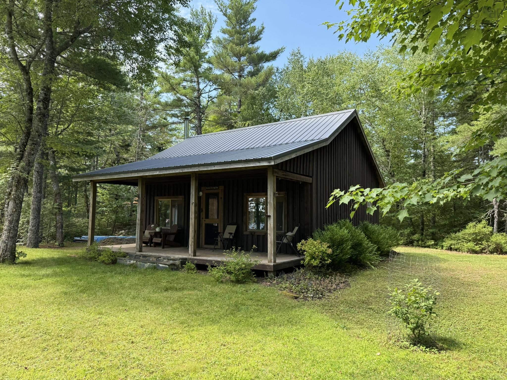 $214,000.00: 299 Albion Drive, Middlefield