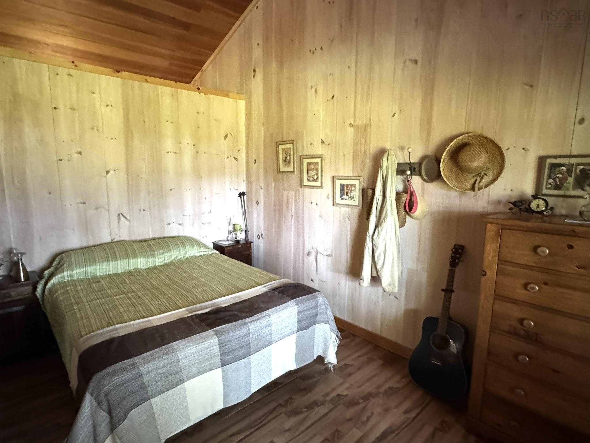 $214,000.00: 299 Albion Drive, Middlefield