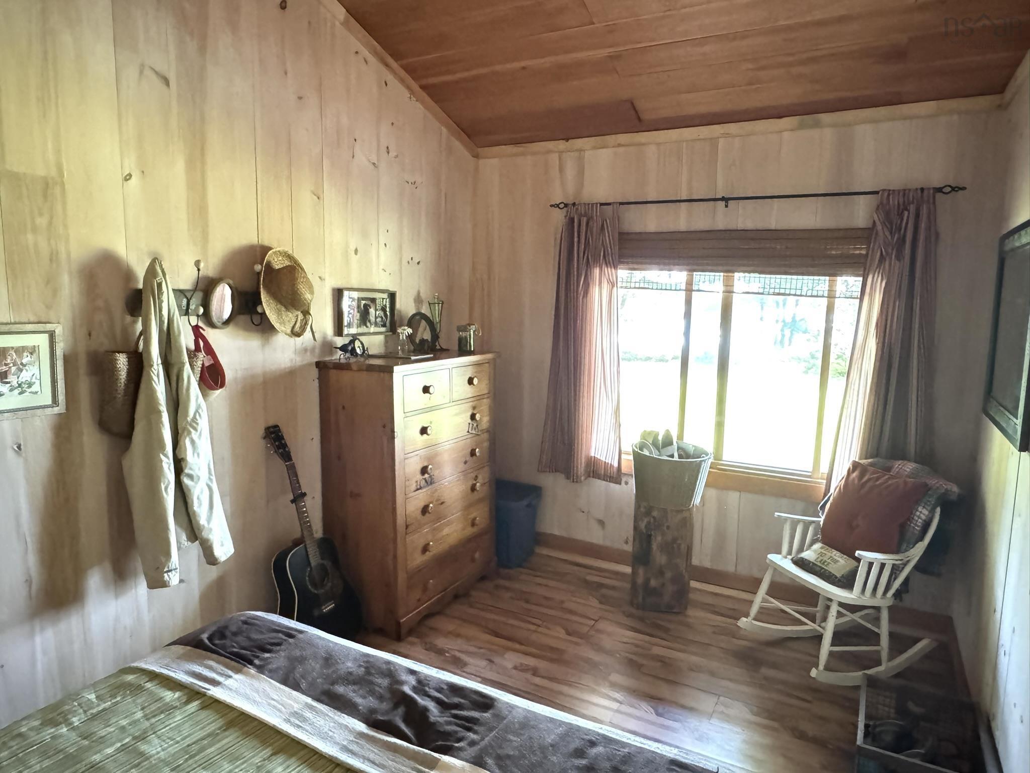 $214,000.00: 299 Albion Drive, Middlefield