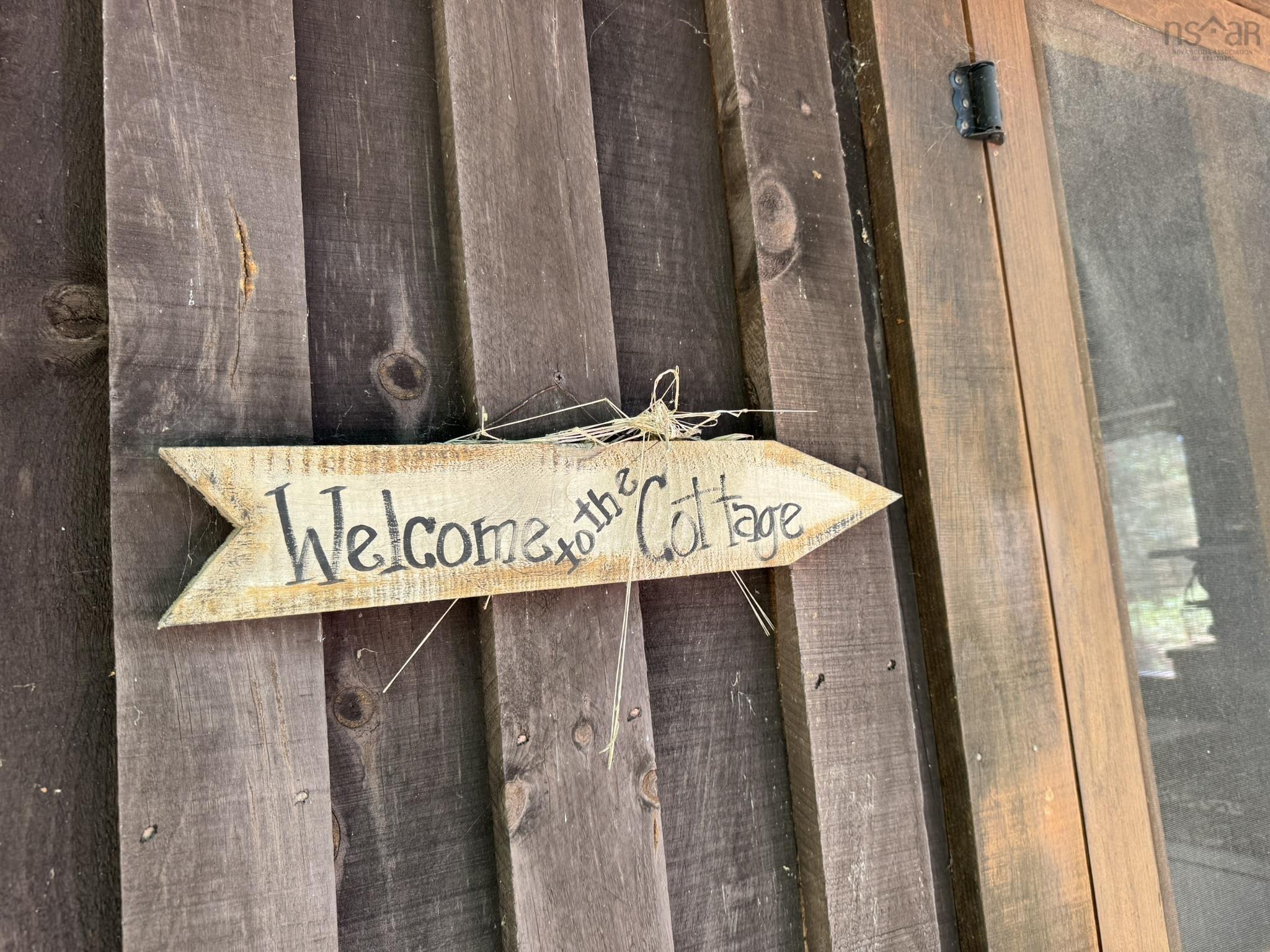 $214,000.00: 299 Albion Drive, Middlefield