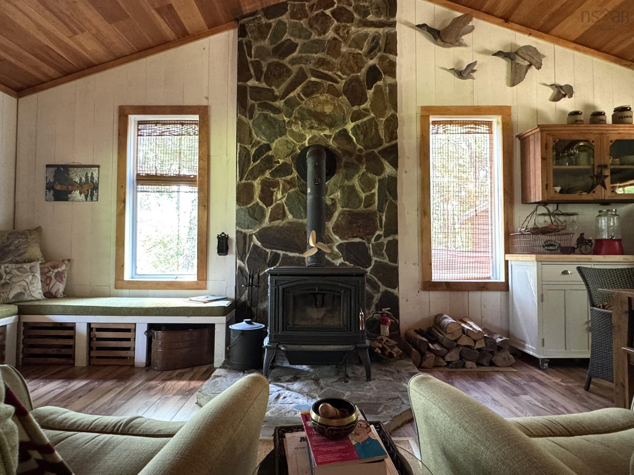 $214,000.00: 299 Albion Drive, Middlefield