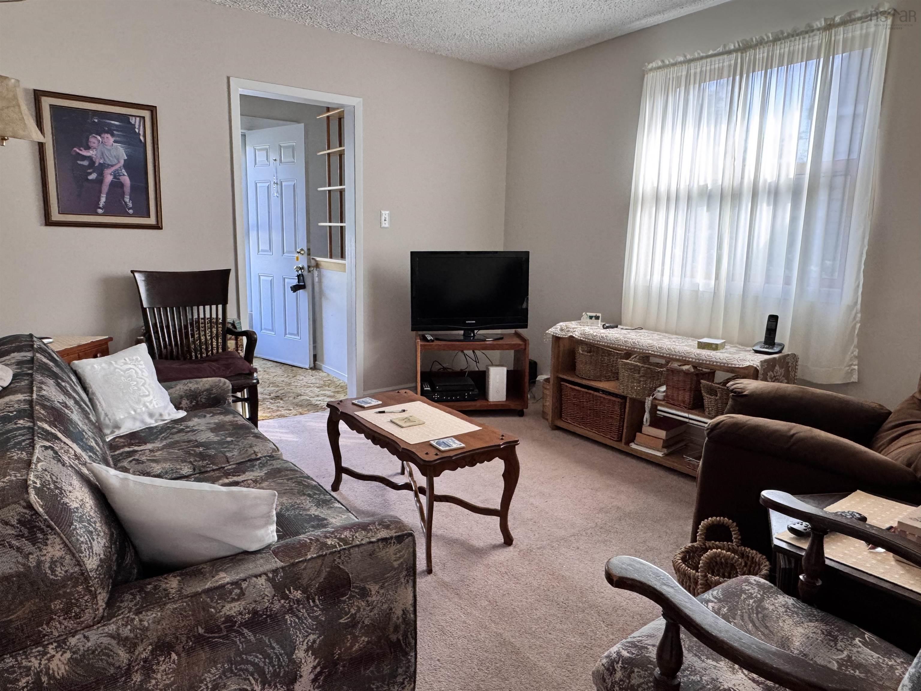 $349,900.00: 163 Upper McLean Street, Glace Bay