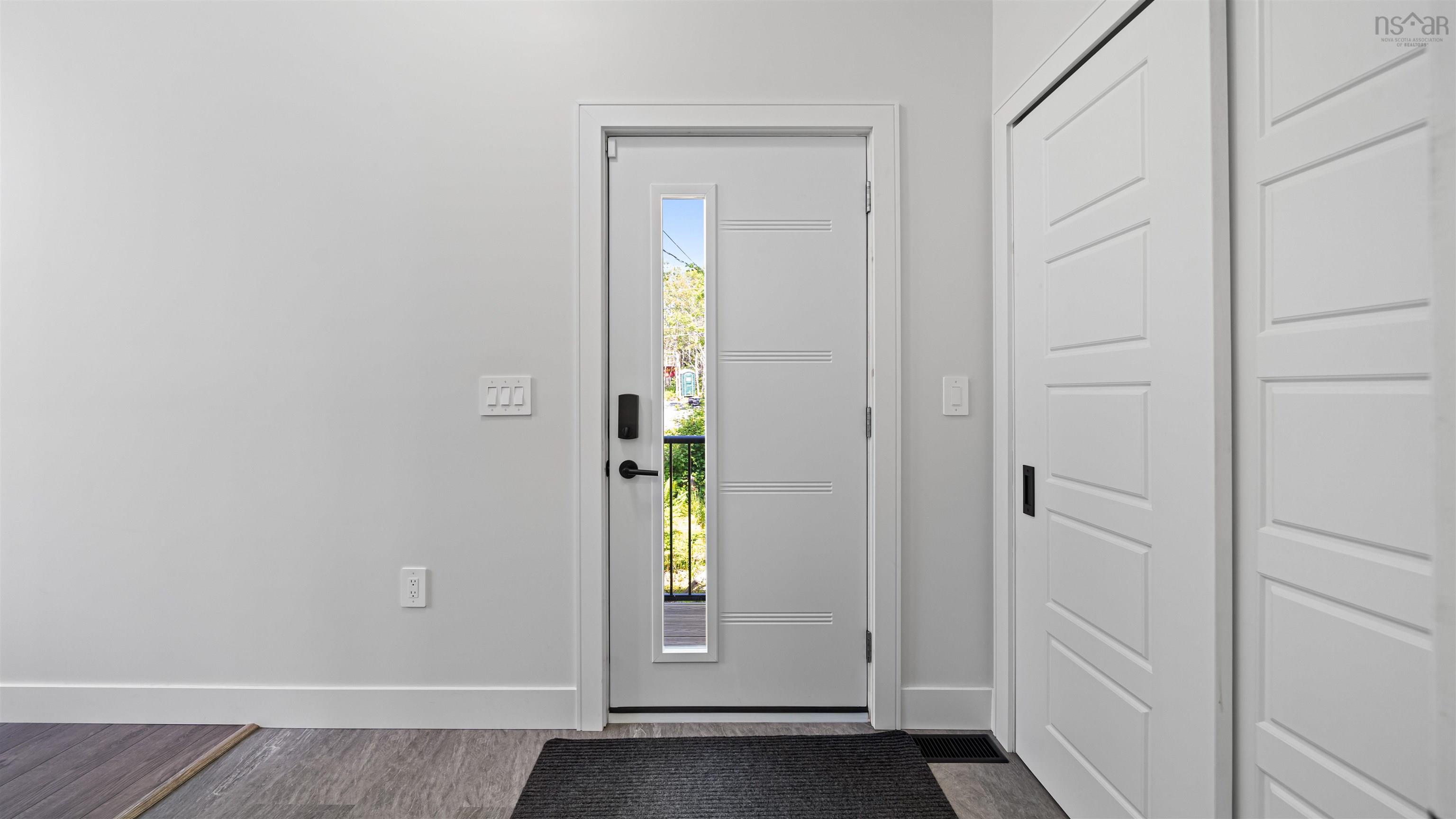 $799,900.00: 7 Spyglass Way, White Point