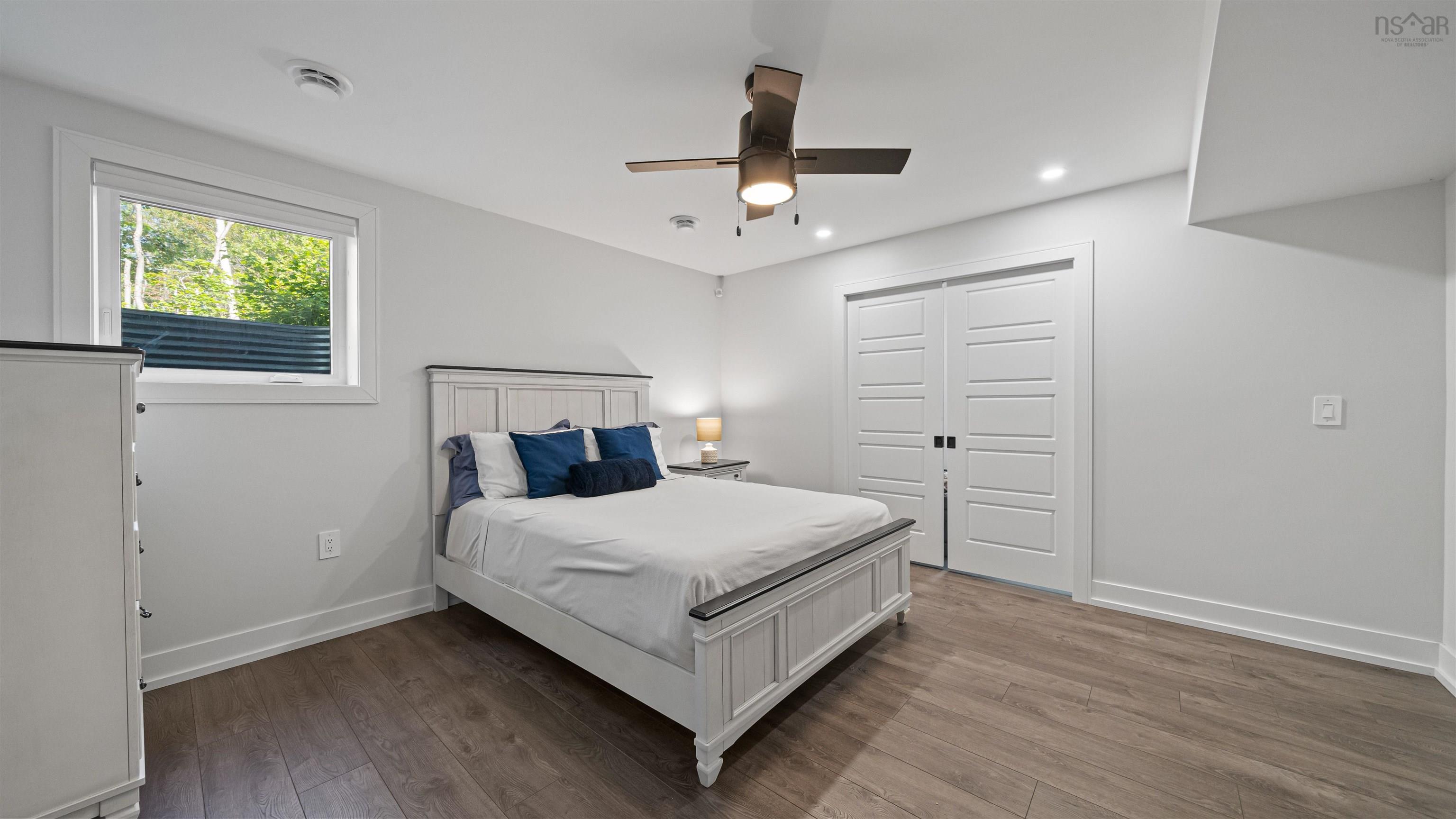 $799,900.00: 7 Spyglass Way, White Point