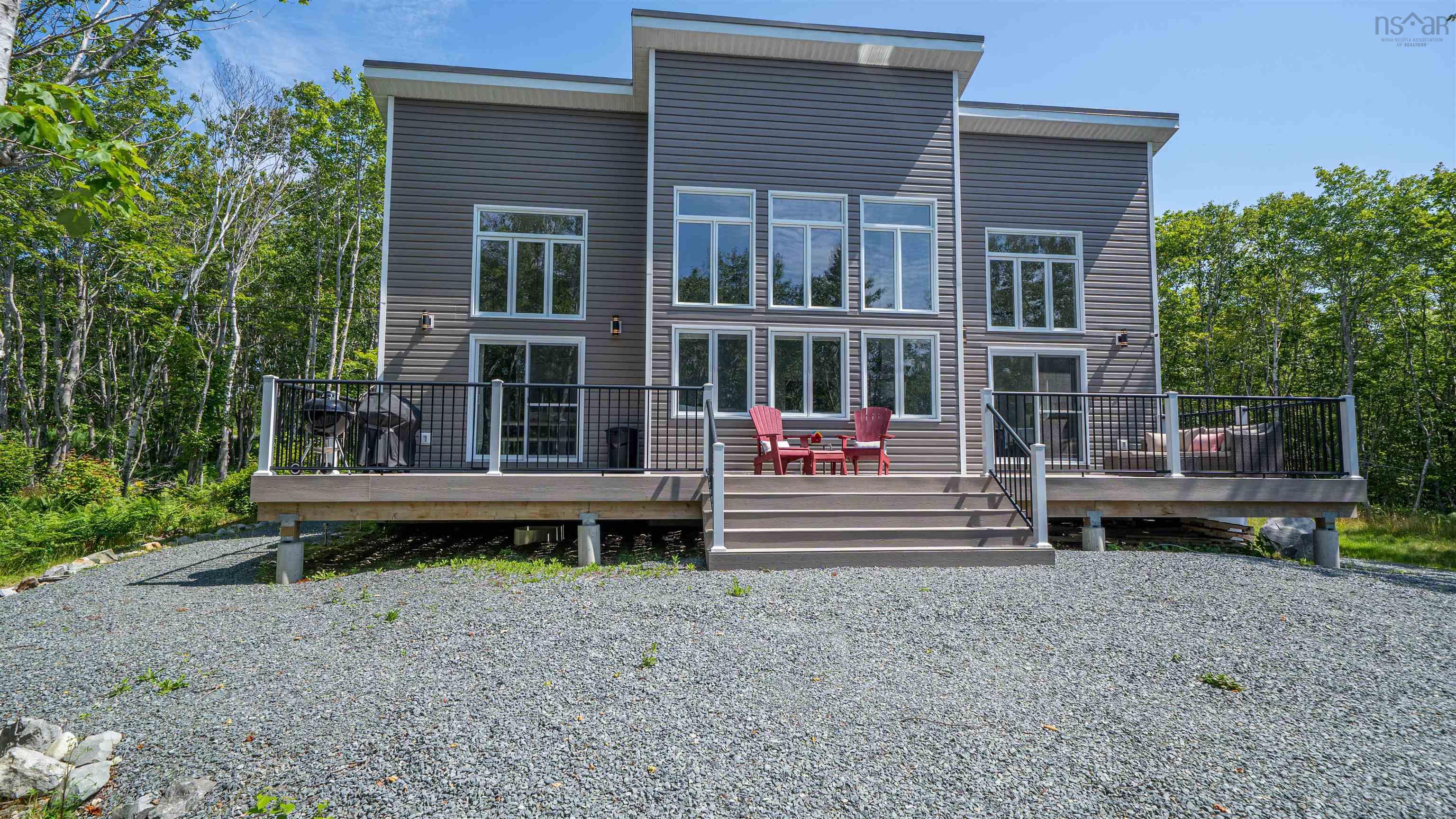 $799,900.00: 7 Spyglass Way, White Point