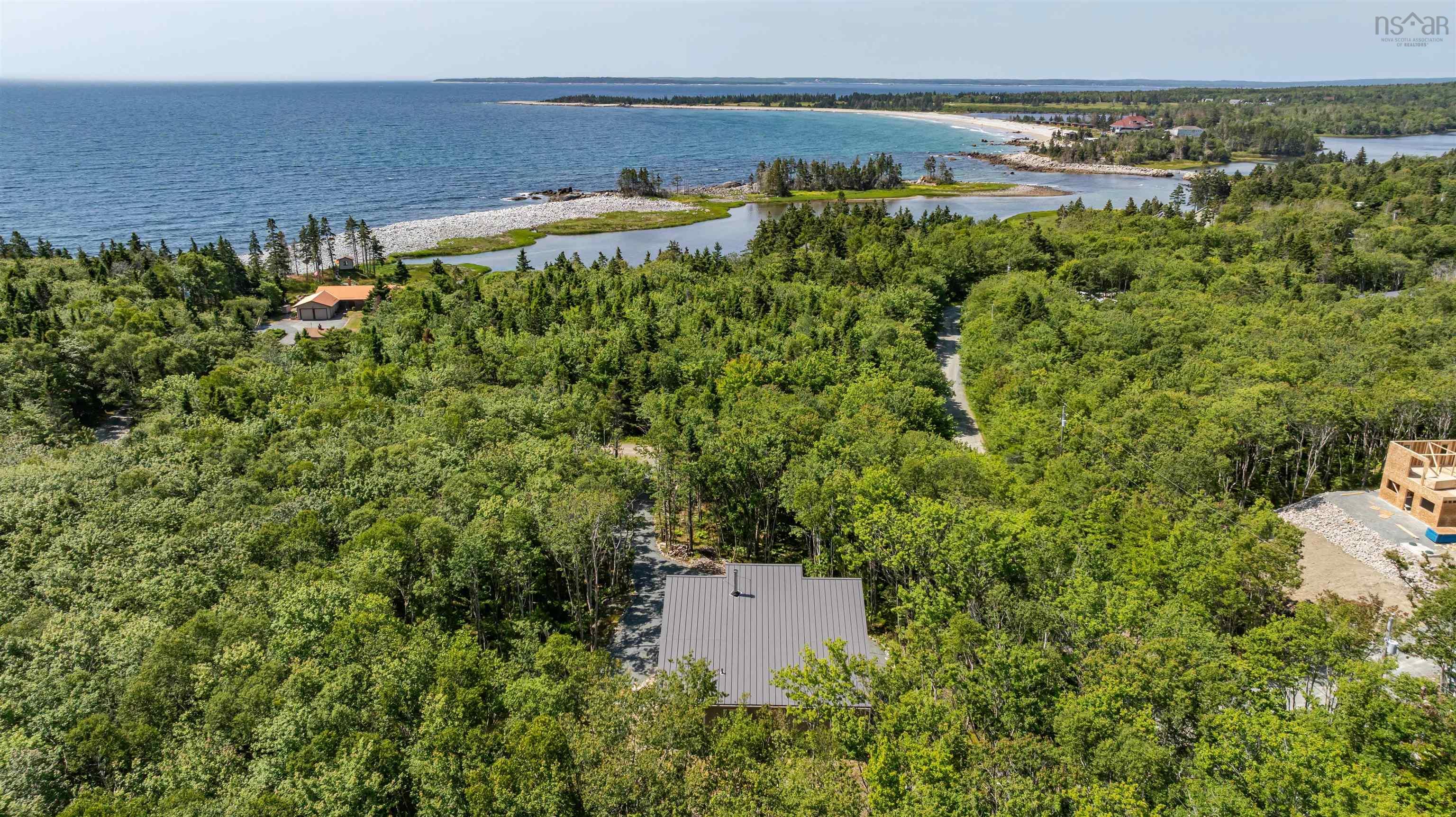 $799,900.00: 7 Spyglass Way, White Point