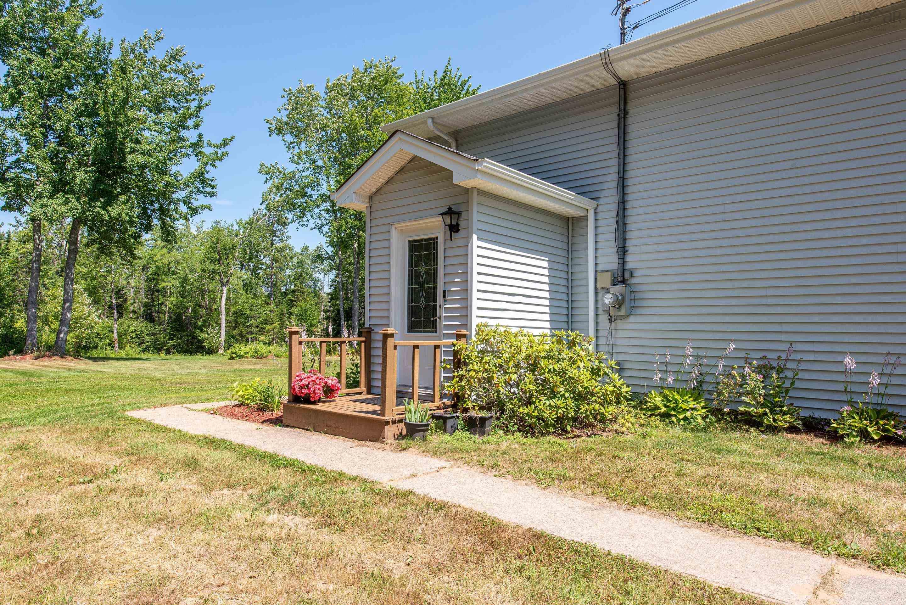 $699,900.00: 617 Highway 277, Dutch Settlement