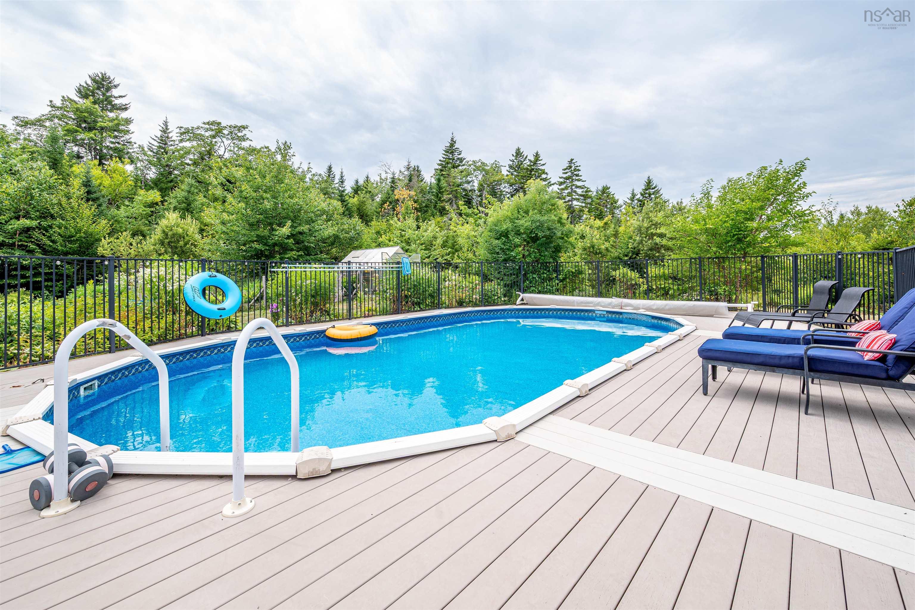 $839,900.00: 86 Newbury Road, Lucasville