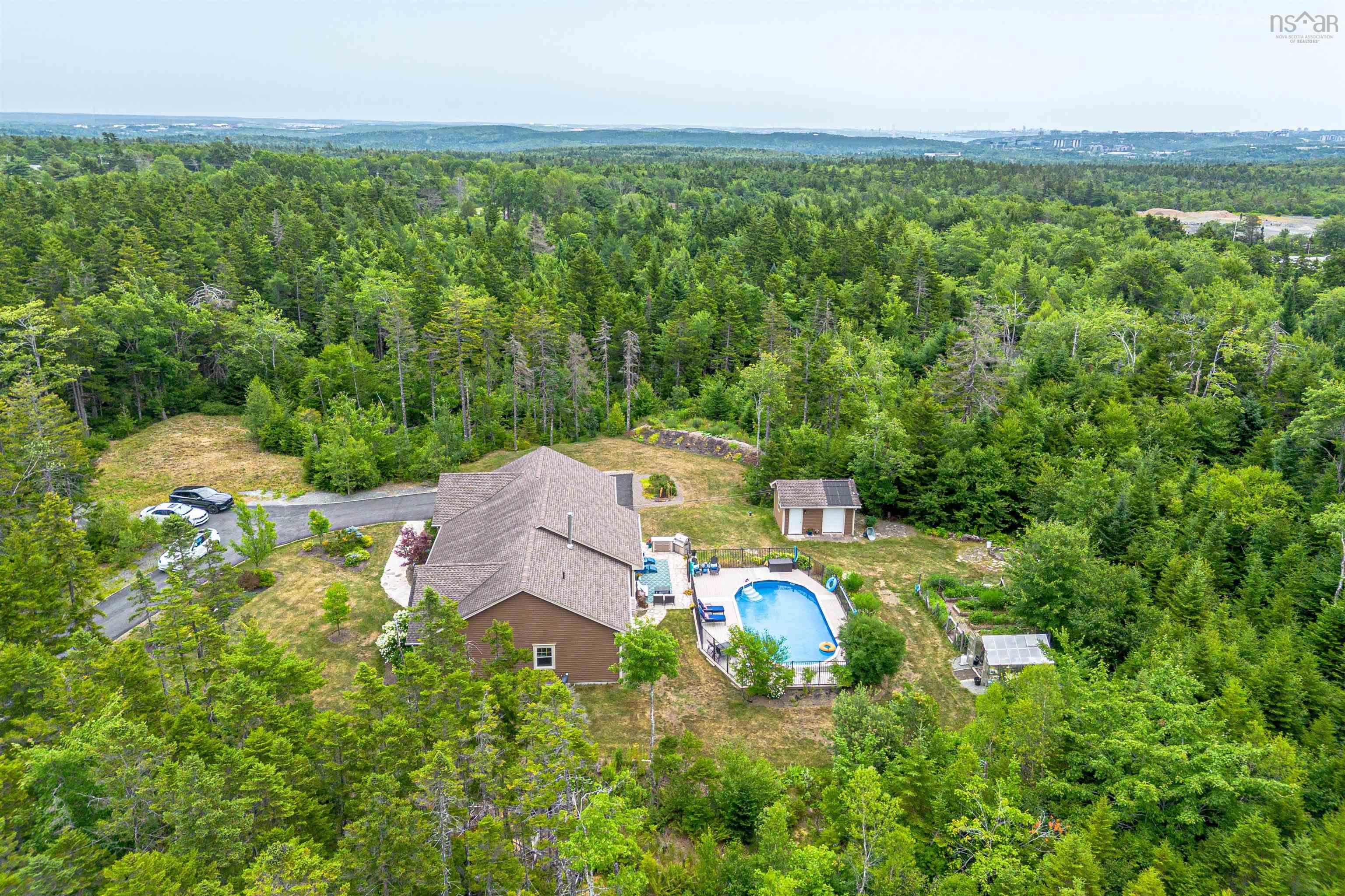 $839,900.00: 86 Newbury Road, Lucasville