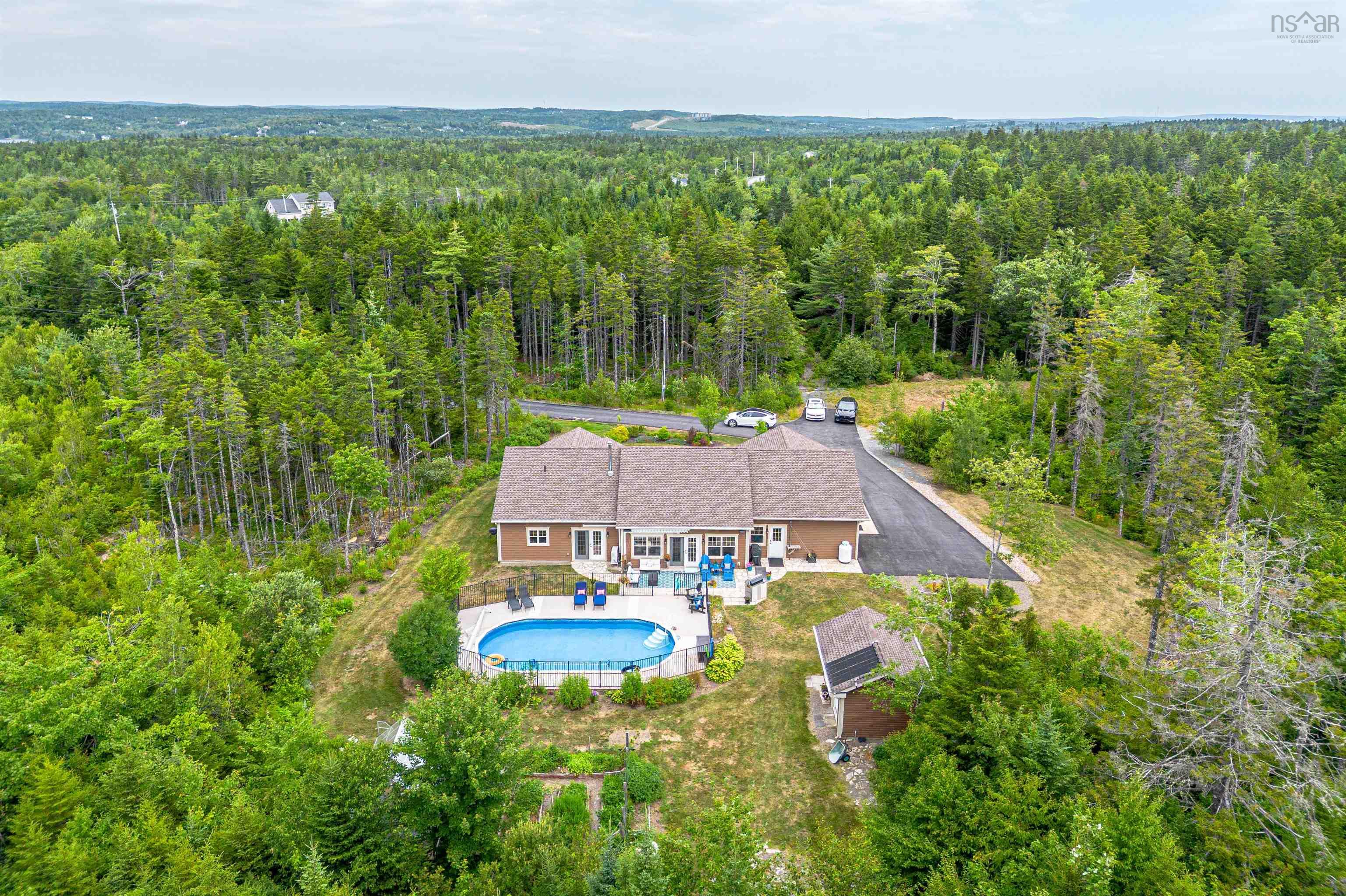 $839,900.00: 86 Newbury Road, Lucasville
