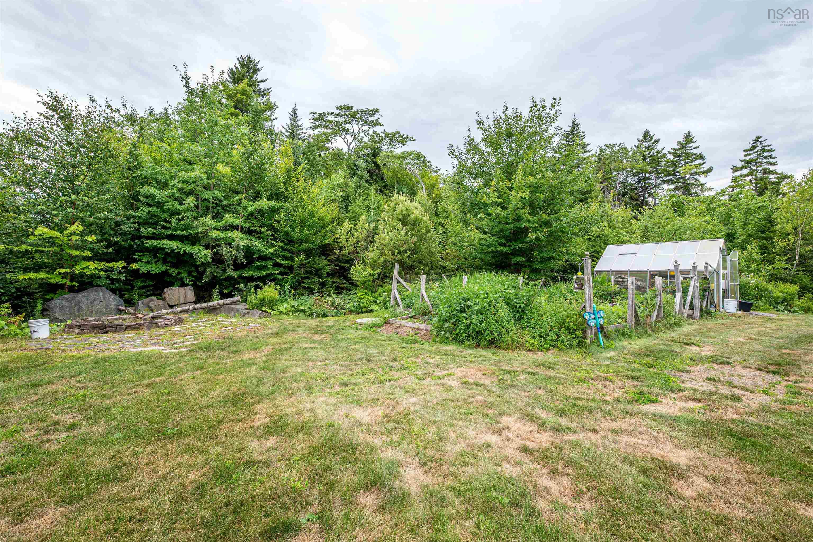 $839,900.00: 86 Newbury Road, Lucasville