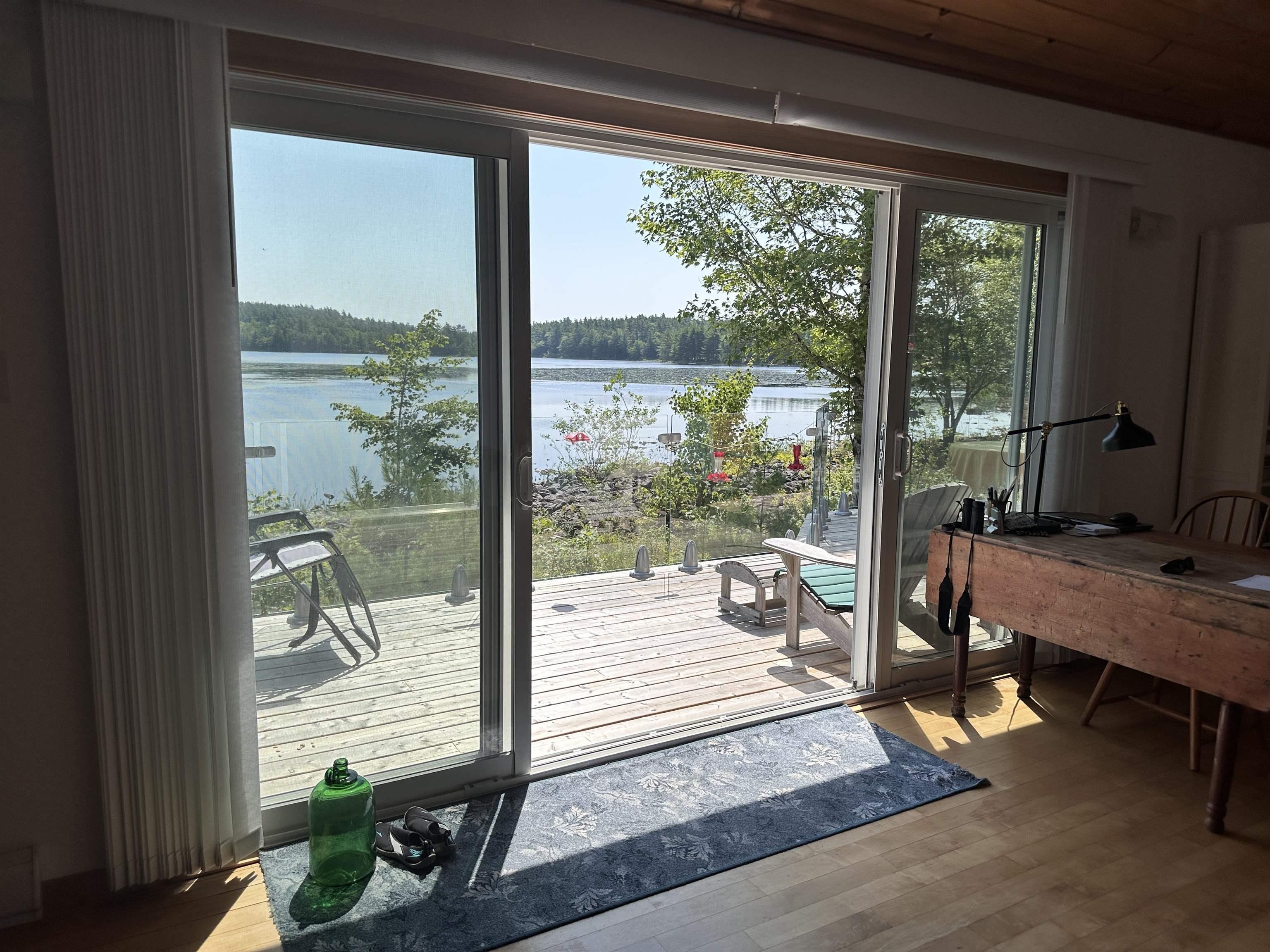 $325,000.00: 98 Lake View Drive, Westfield