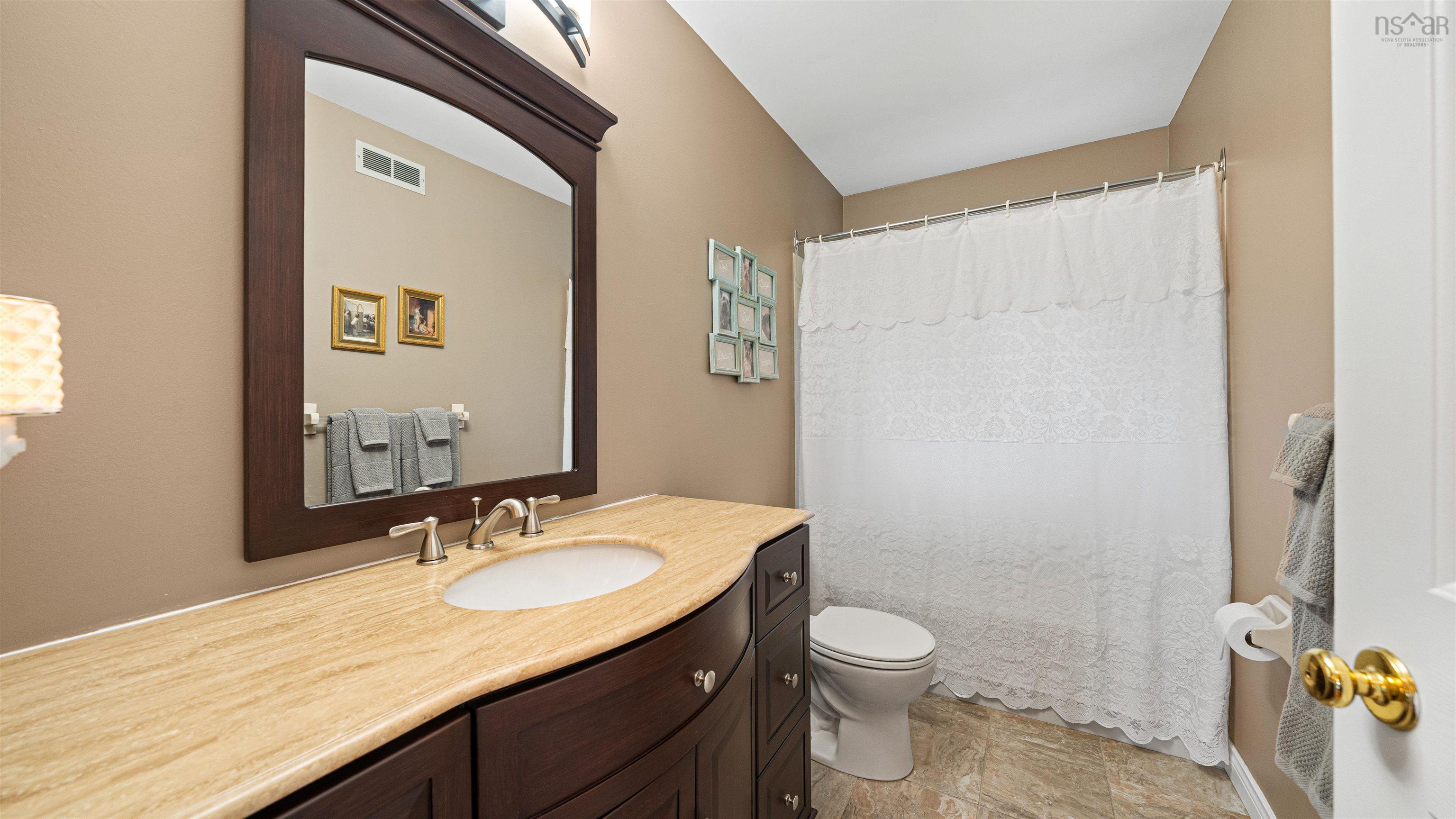 $529,900.00: 69 Carlisle Drive, Cole Harbour