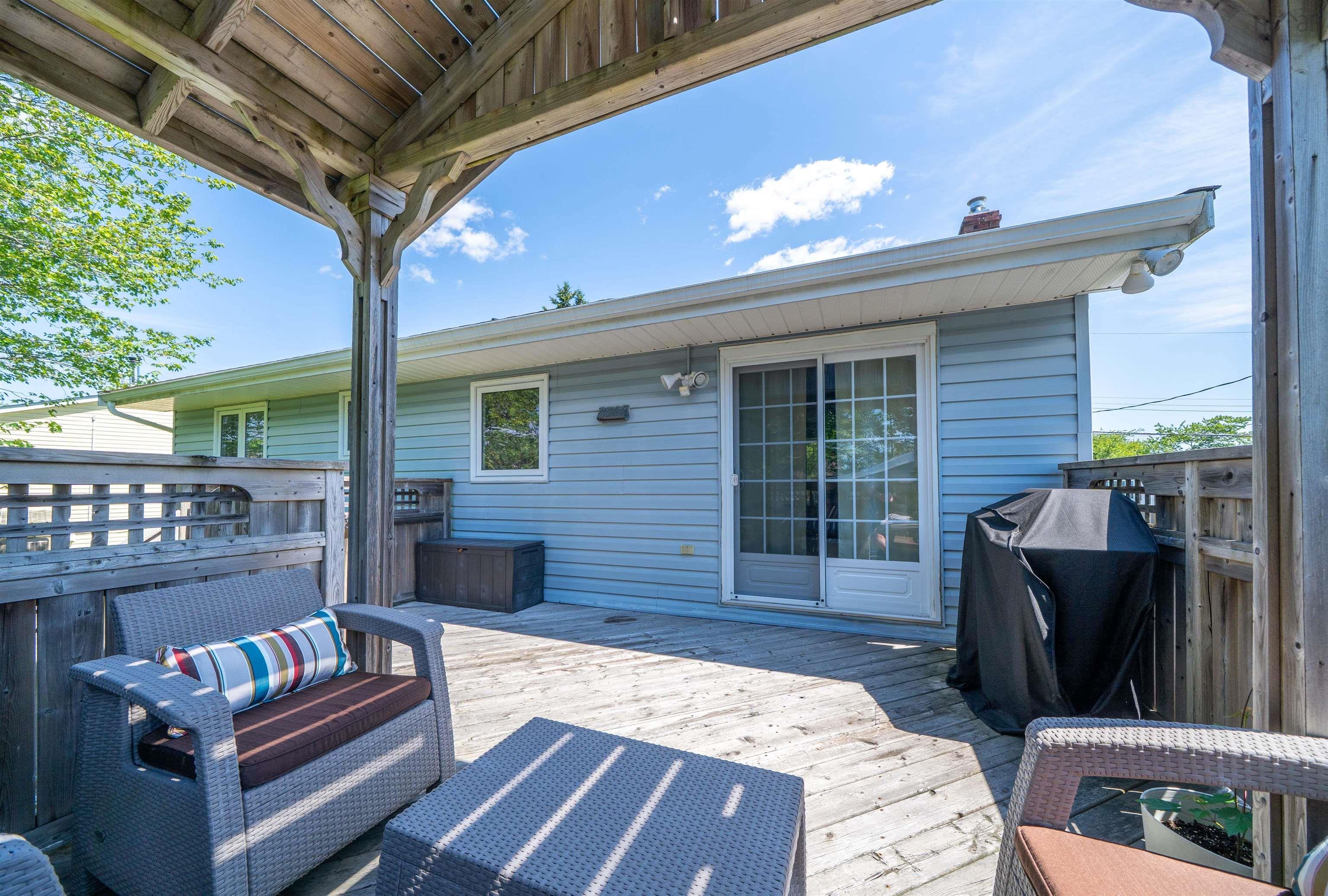 $529,900.00: 69 Carlisle Drive, Cole Harbour