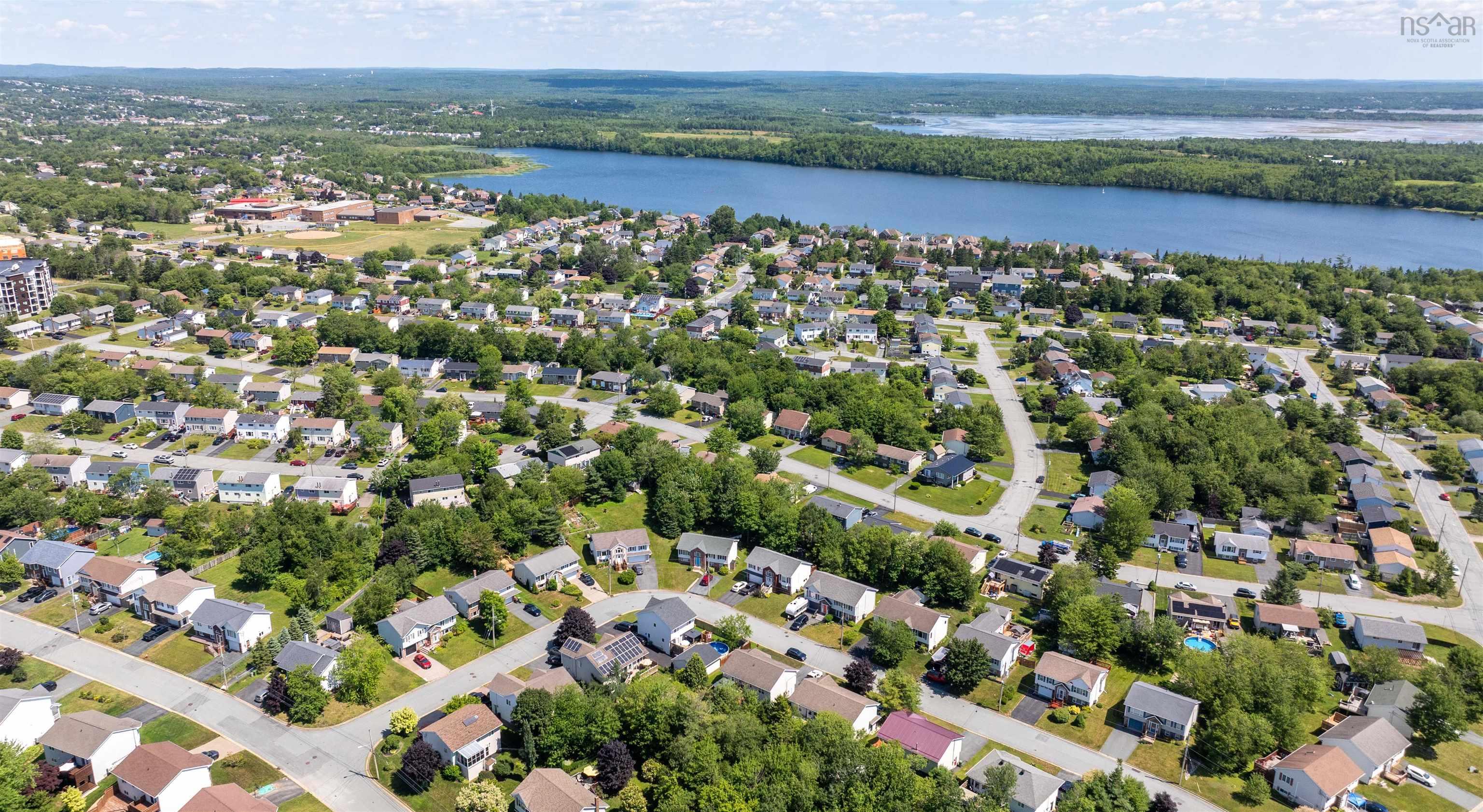 $529,900.00: 69 Carlisle Drive, Cole Harbour