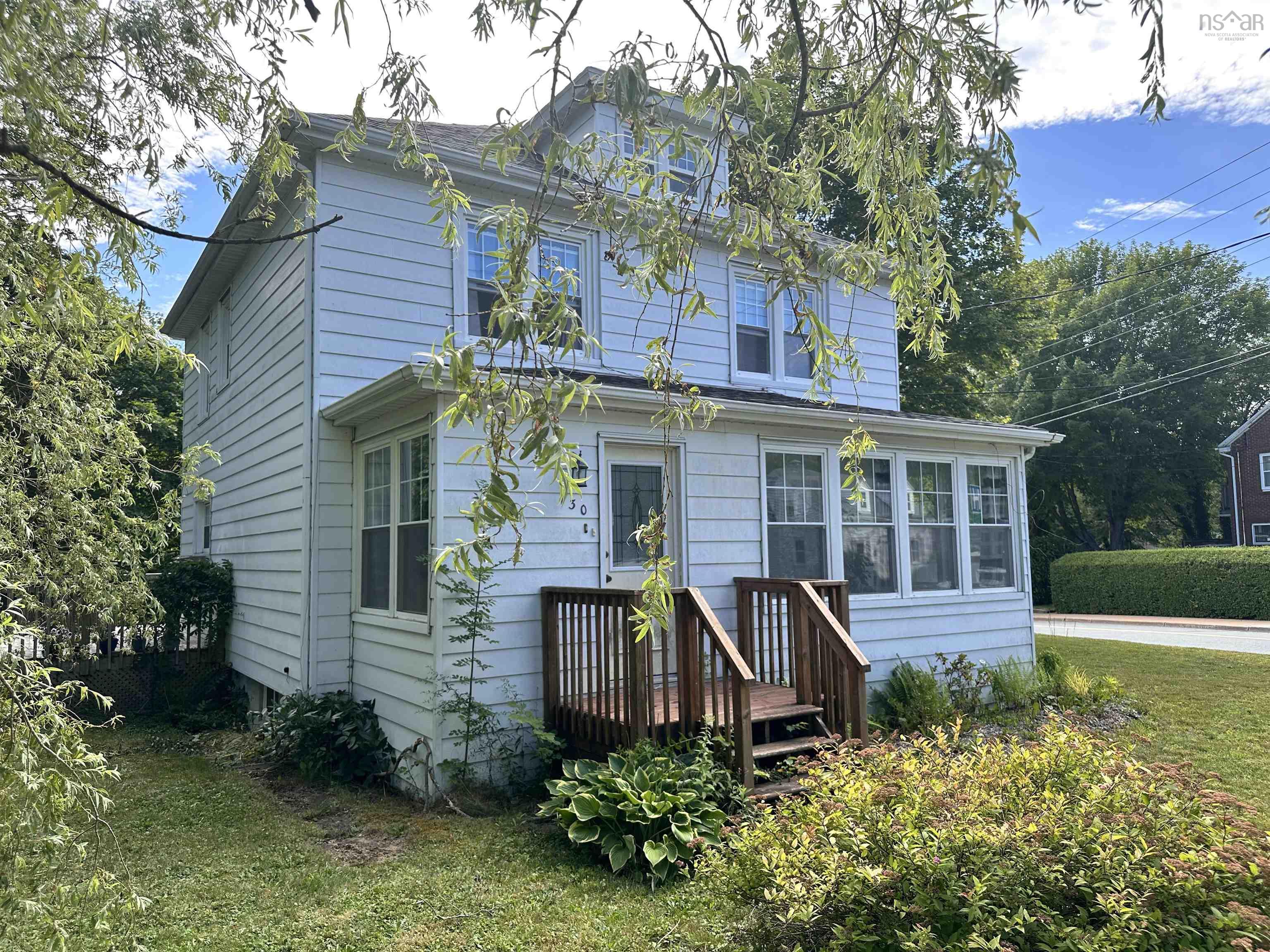 $349,900.00: 130 School Street, Liverpool