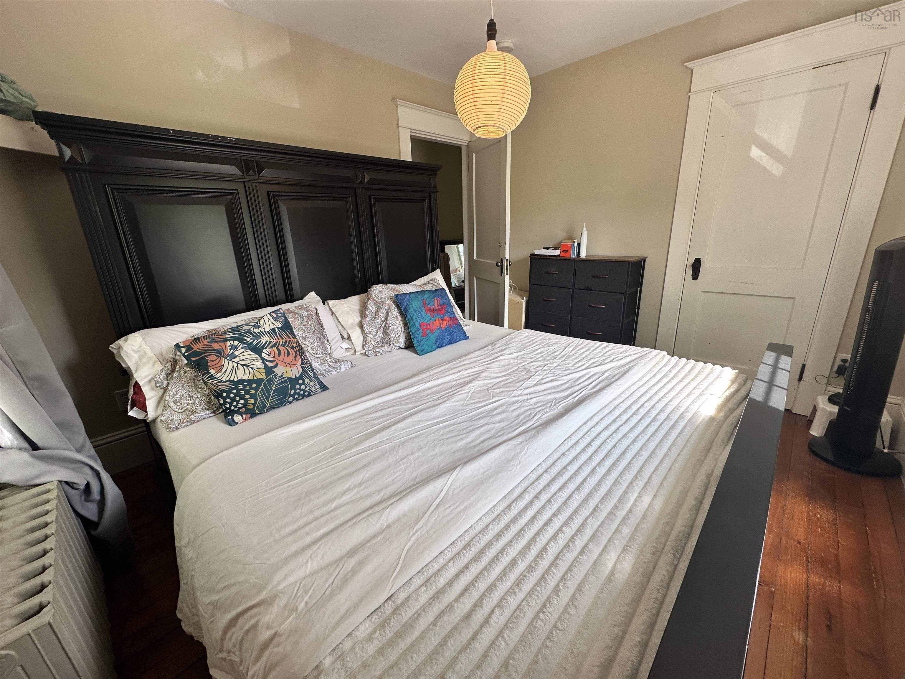 $349,900.00: 130 School Street, Liverpool