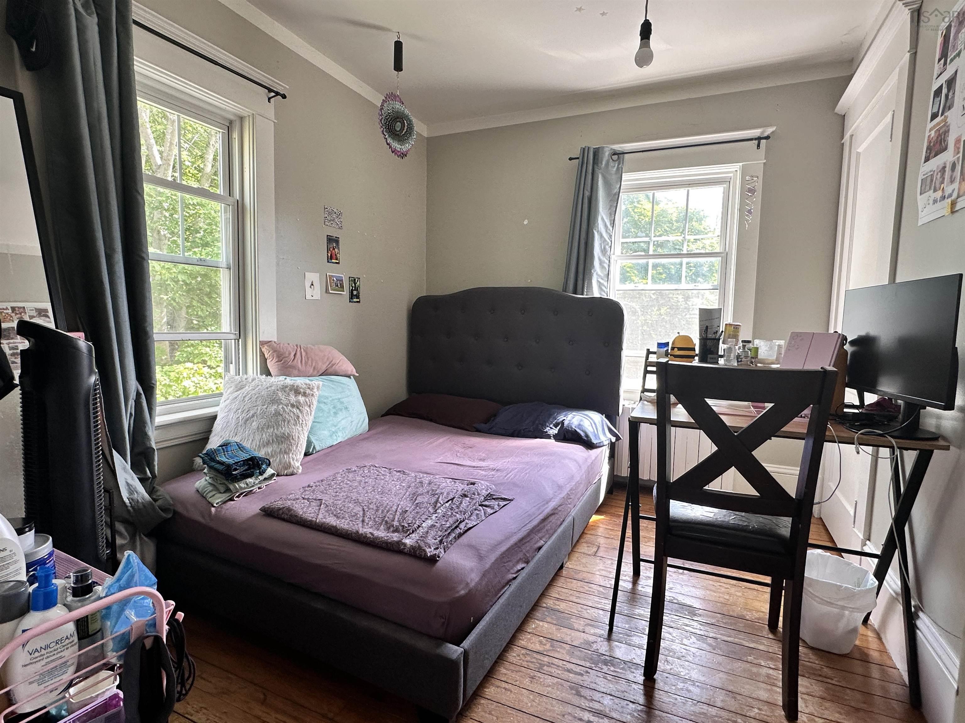 $349,900.00: 130 School Street, Liverpool