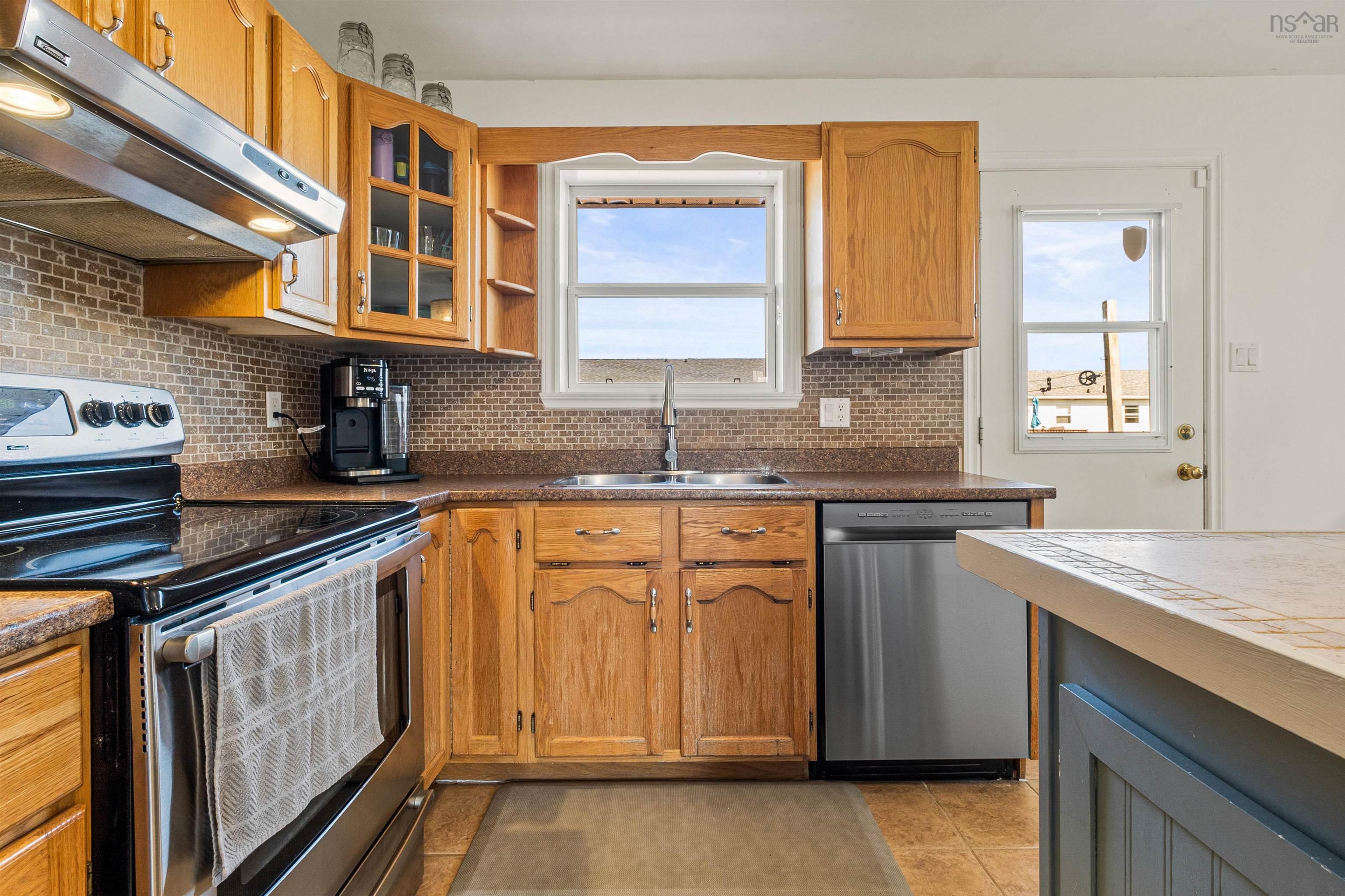 $399,900.00: 182 Melrose Crescent, Eastern Passage