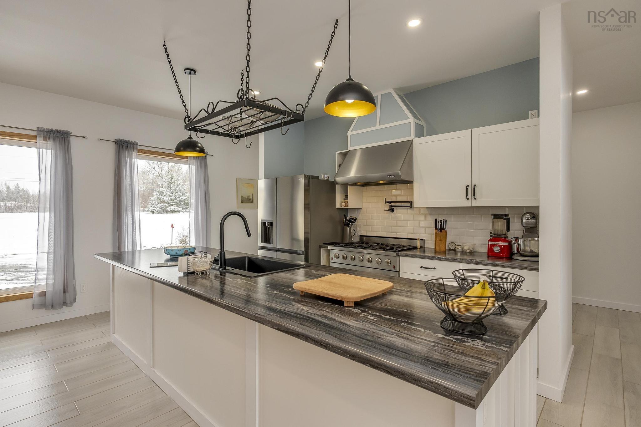 $825,000.00: 237 Inglisville Road, West Inglisville