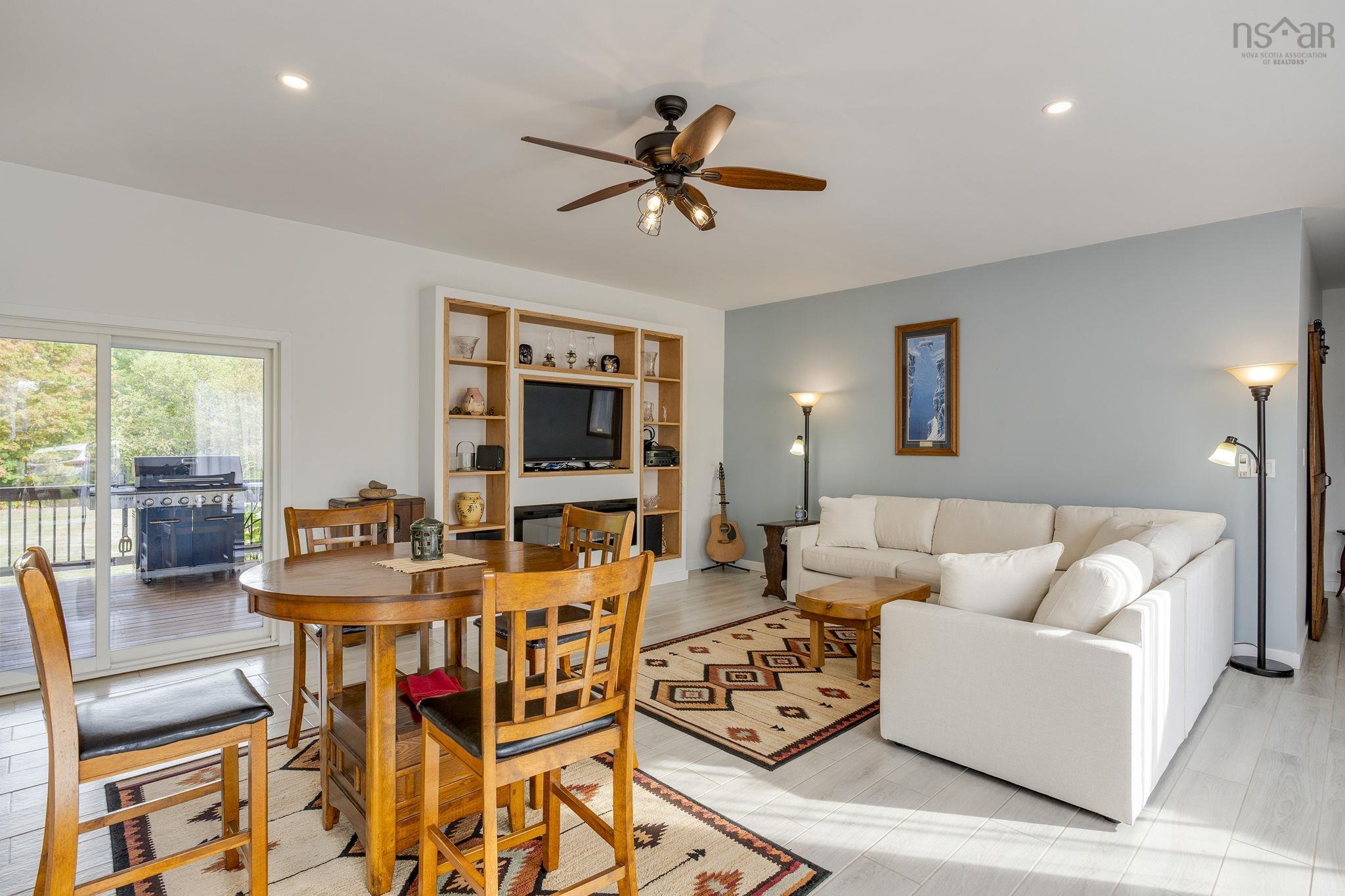 $825,000.00: 237 Inglisville Road, West Inglisville