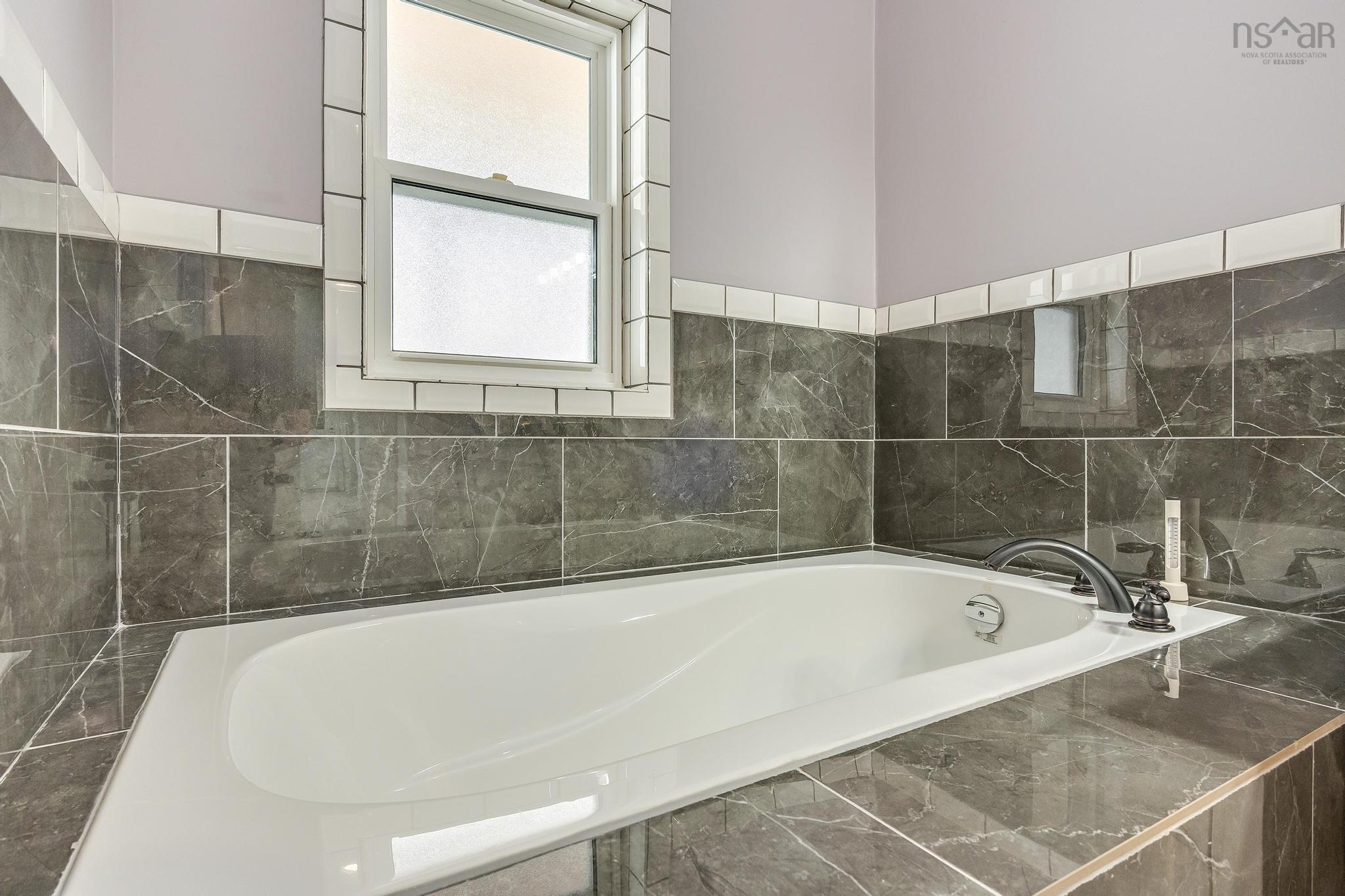 $850,000.00: 237 Inglisville Road, West Inglisville