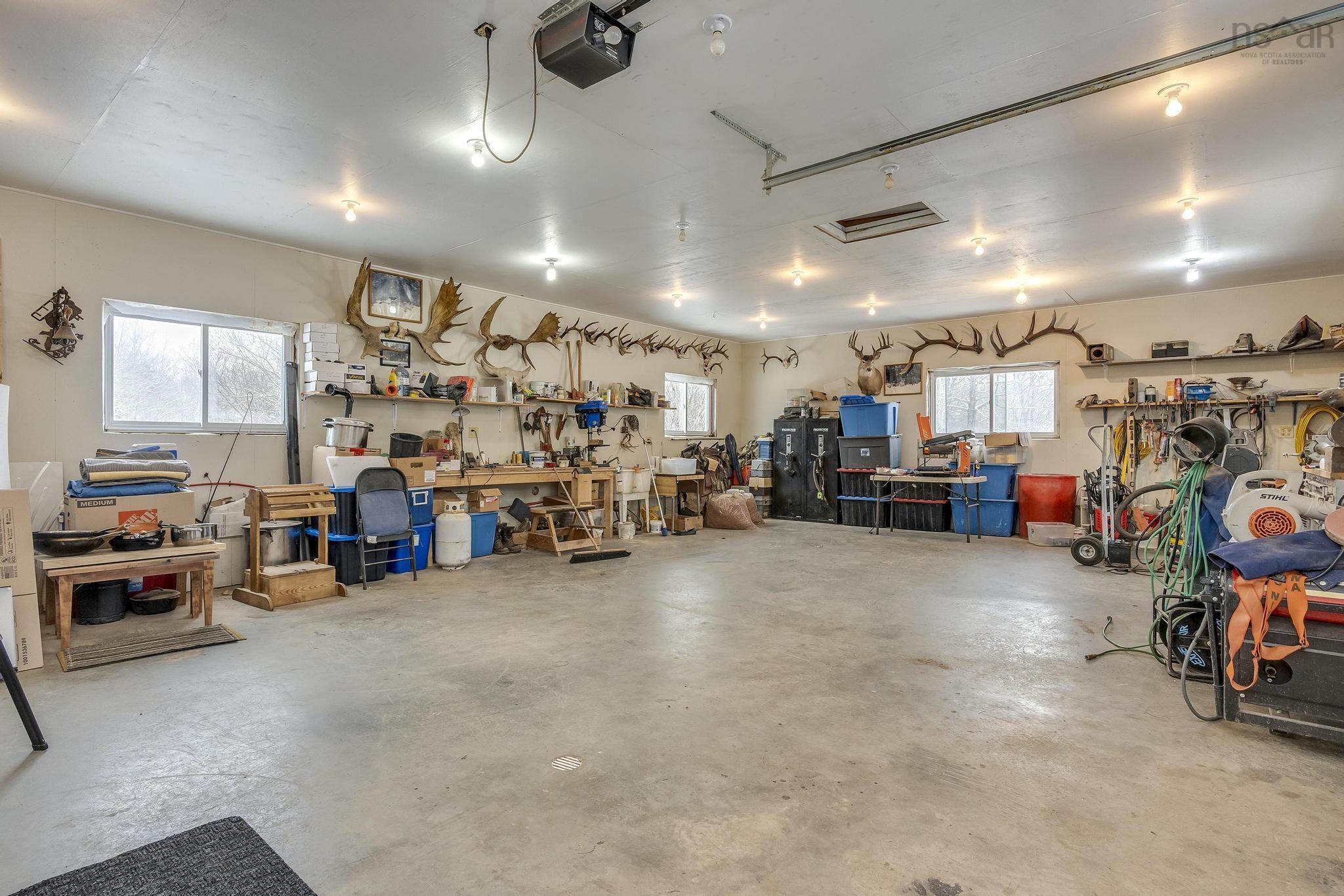 $825,000.00: 237 Inglisville Road, West Inglisville