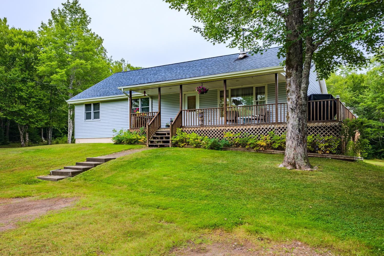 $515,000.00: 56 Hiram Lynds Rd, North River